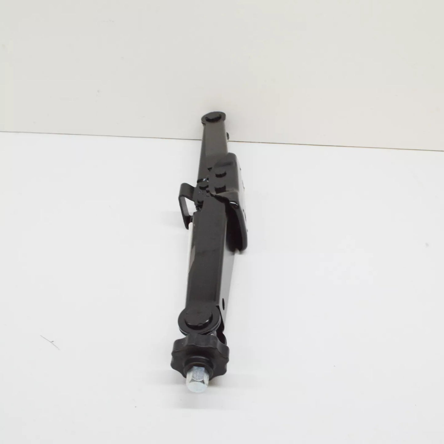 NEW MERCEDES-BENZ ML W164 LIFT JACK A1645800218 ORIGINAL