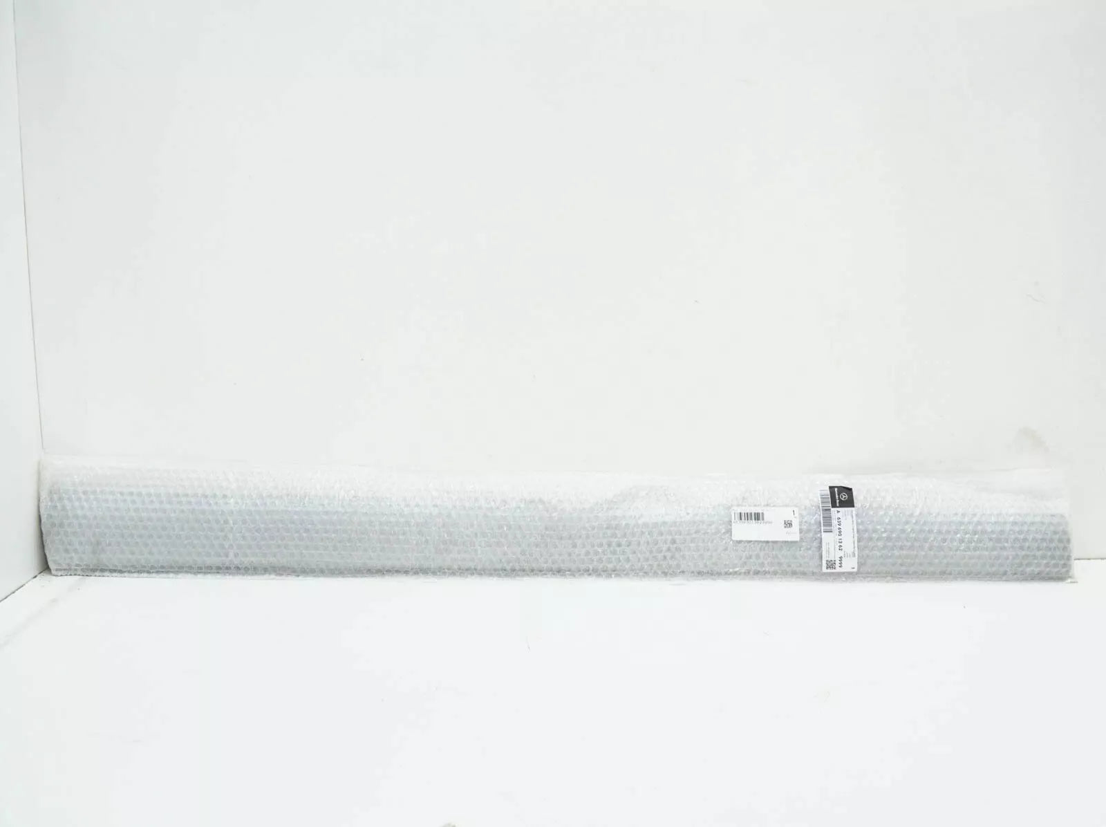 NEW MERCEDES-BENZ VITO W639 RIGHT SLIDING DOOR STRIP A63969013629999