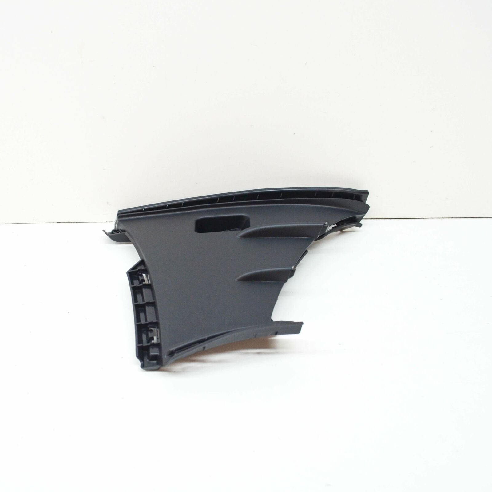 NEW MB B SPORTS TOURER W247 FRONT BUMPER RIGHT BOTTOM COVER A2478851202 ORIGINAL