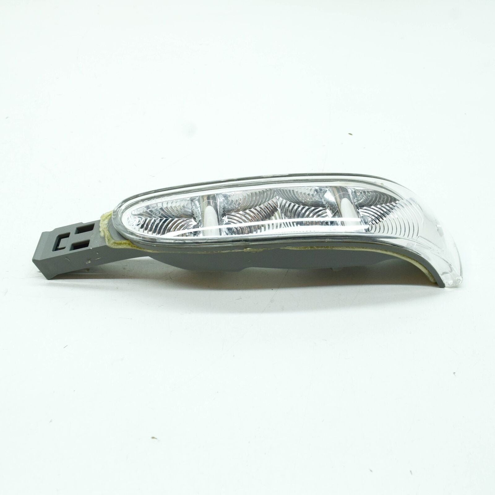 NEW MB GL X164 FRONT RIGHT DOOR MIRROR TURN INDICATOR A1648200621 ORIGINAL