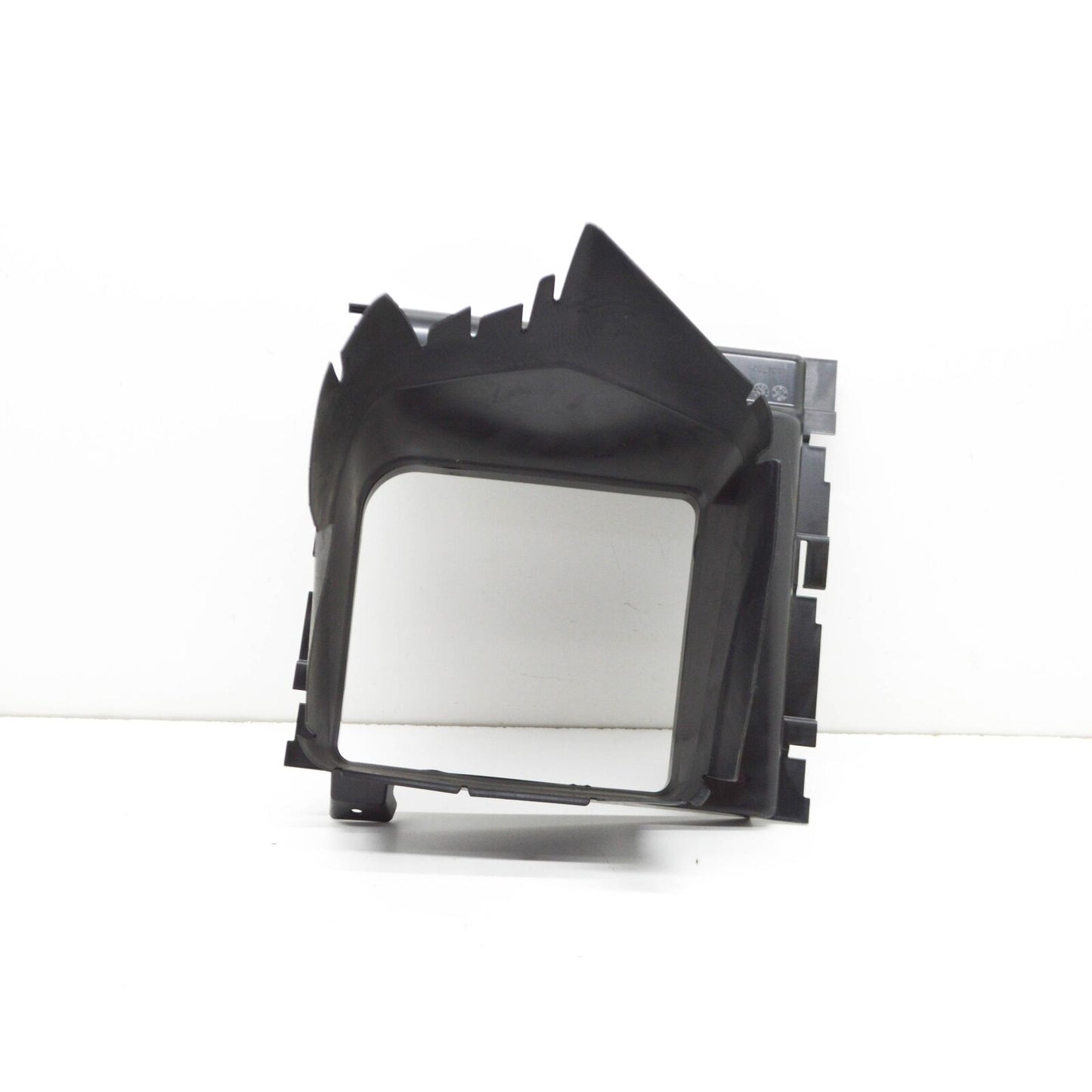 NEW AUDI Q8 INTERCOOLER LEFT AIR GUIDE DUCT 4M8145333A ORIGINAL