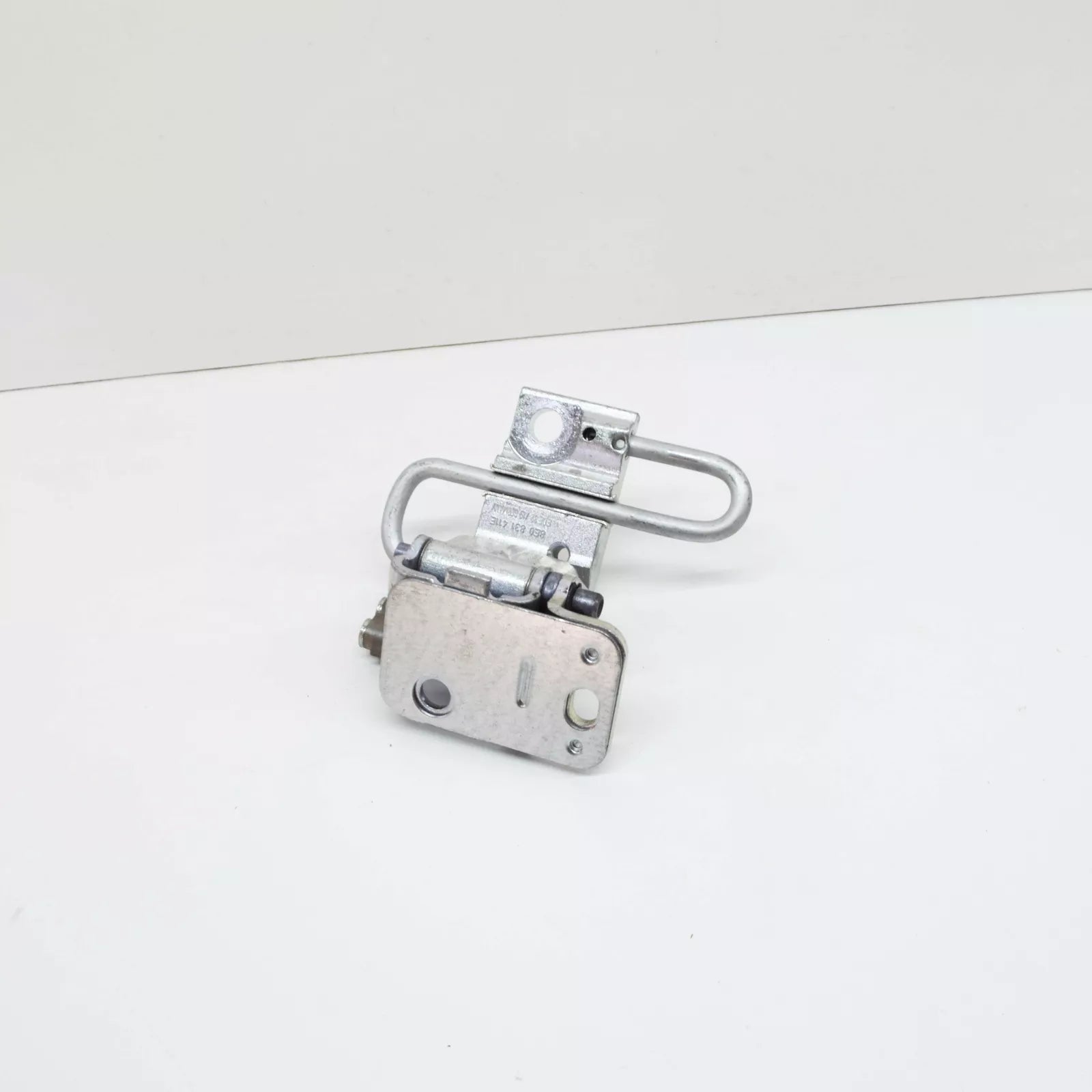 NEW AUDI Q7 4L FRONT LEFT LOWER DOOR HINGE 8E0831411E