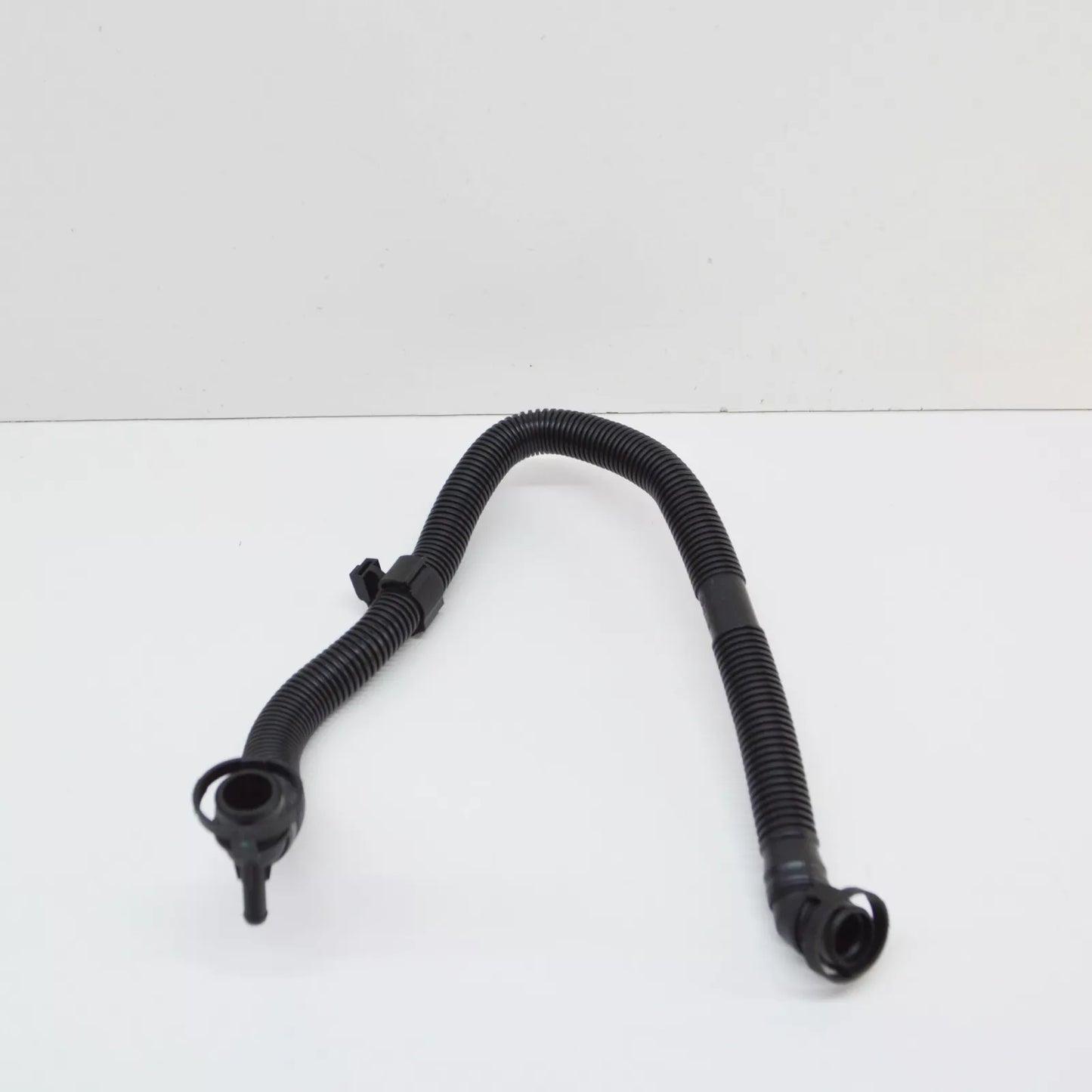 NEW VOLKSWAGEN TRANSPORTER T5 SECONDARY AIR PUMP HOSE 06A131127AB