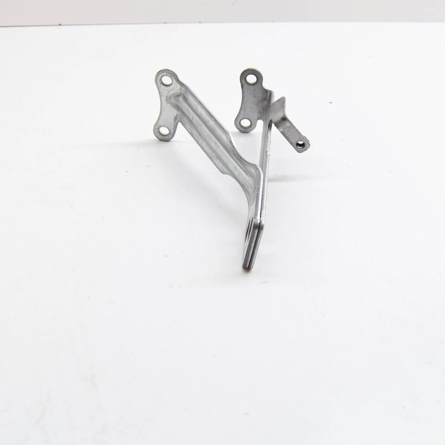 NEW MERCEDES-BENZ SPRINTER 907 EXHAUST SYSTEM HOLDER A9074923500 ORIGINAL