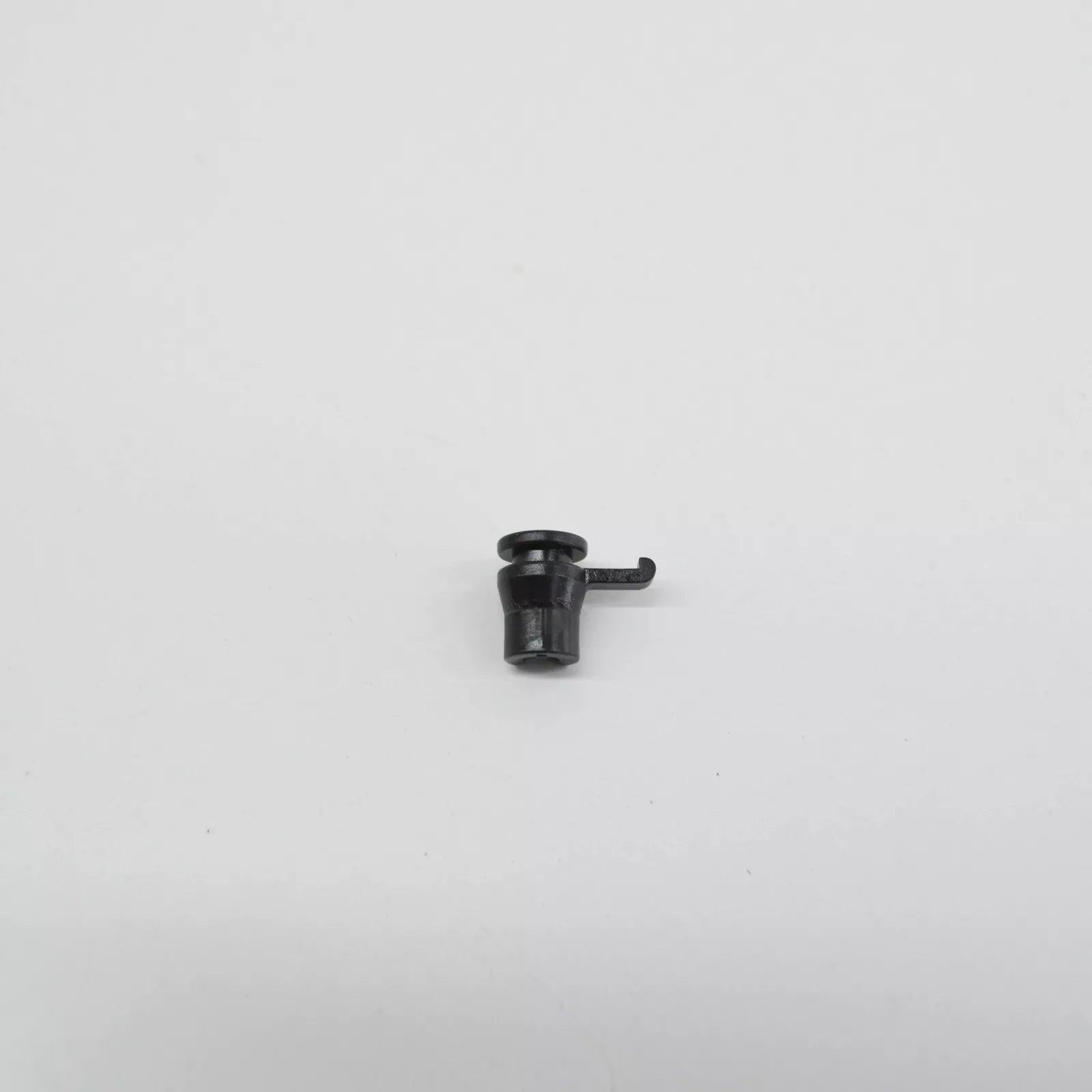 NEW AUDI A8 D3 ENGINE HOOD RELEASE CABLE SLEEVE LHD 4E0823539 ORIGINAL