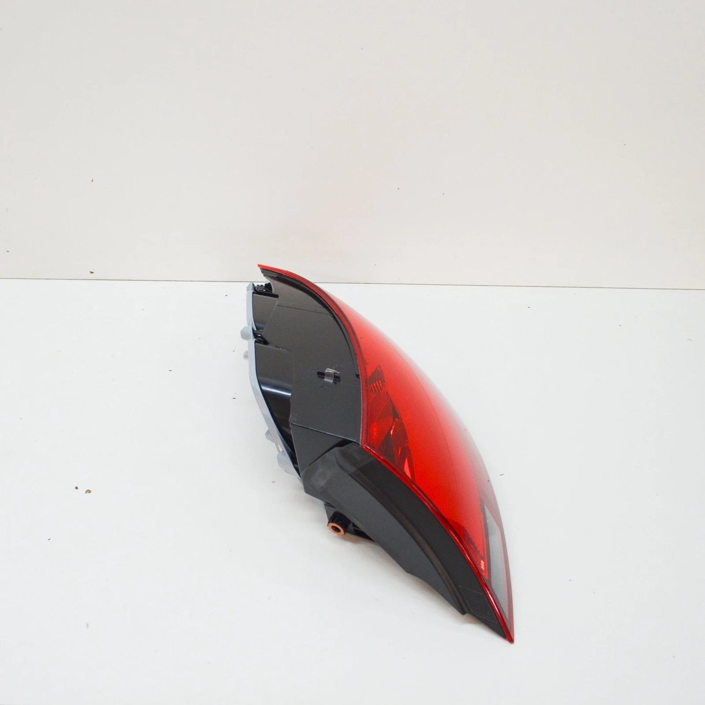 NEW AUDI TTS 8J REAR RIGHT TAILLIGHT USA 8J0945096N ORIGINAL