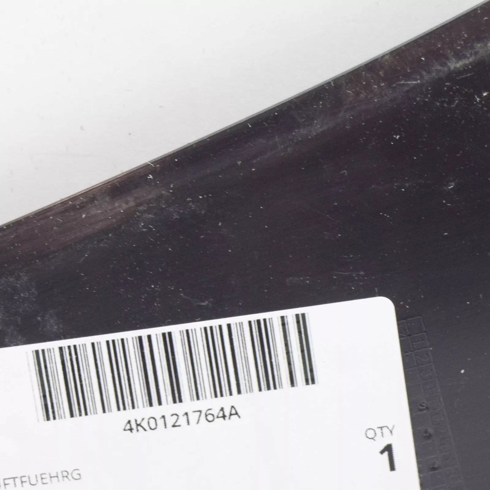 NEW AUDI A4 8W2 B9 RIGHT SIDE AIR GUIDE 4K0121764A ORIGINAL