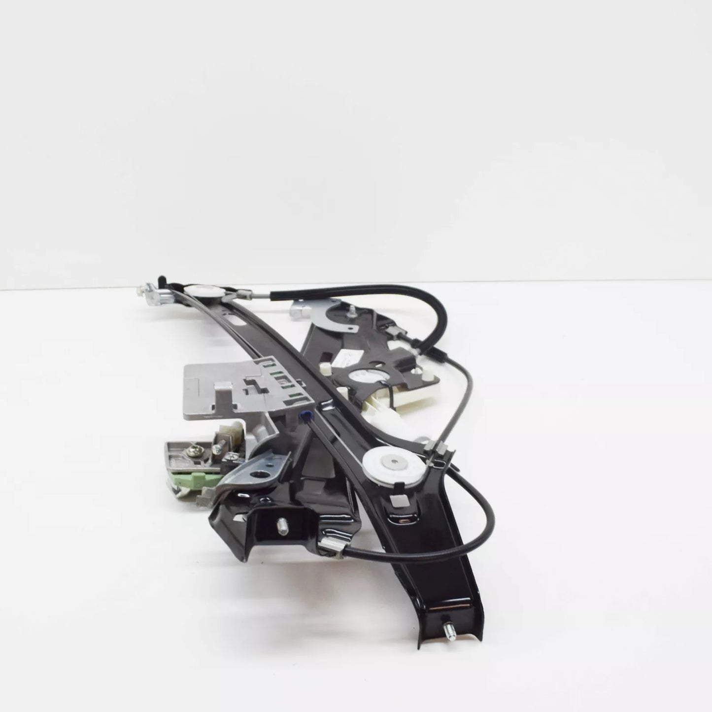 NEW MERCEDES-BENZ CLS C219 FRONT RIGHT WINDOW REGULATOR A2197201046