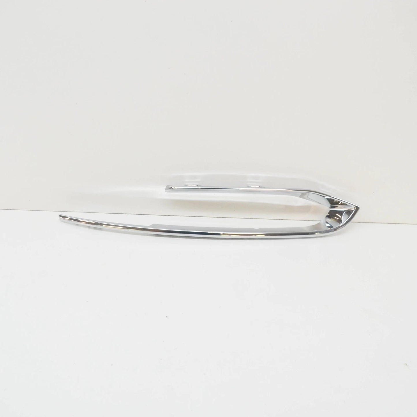 NEW BMW 5 F10 FRONT BUMPER MOLDING LEFT SIDE 51117331769 2016 ORIGINAL