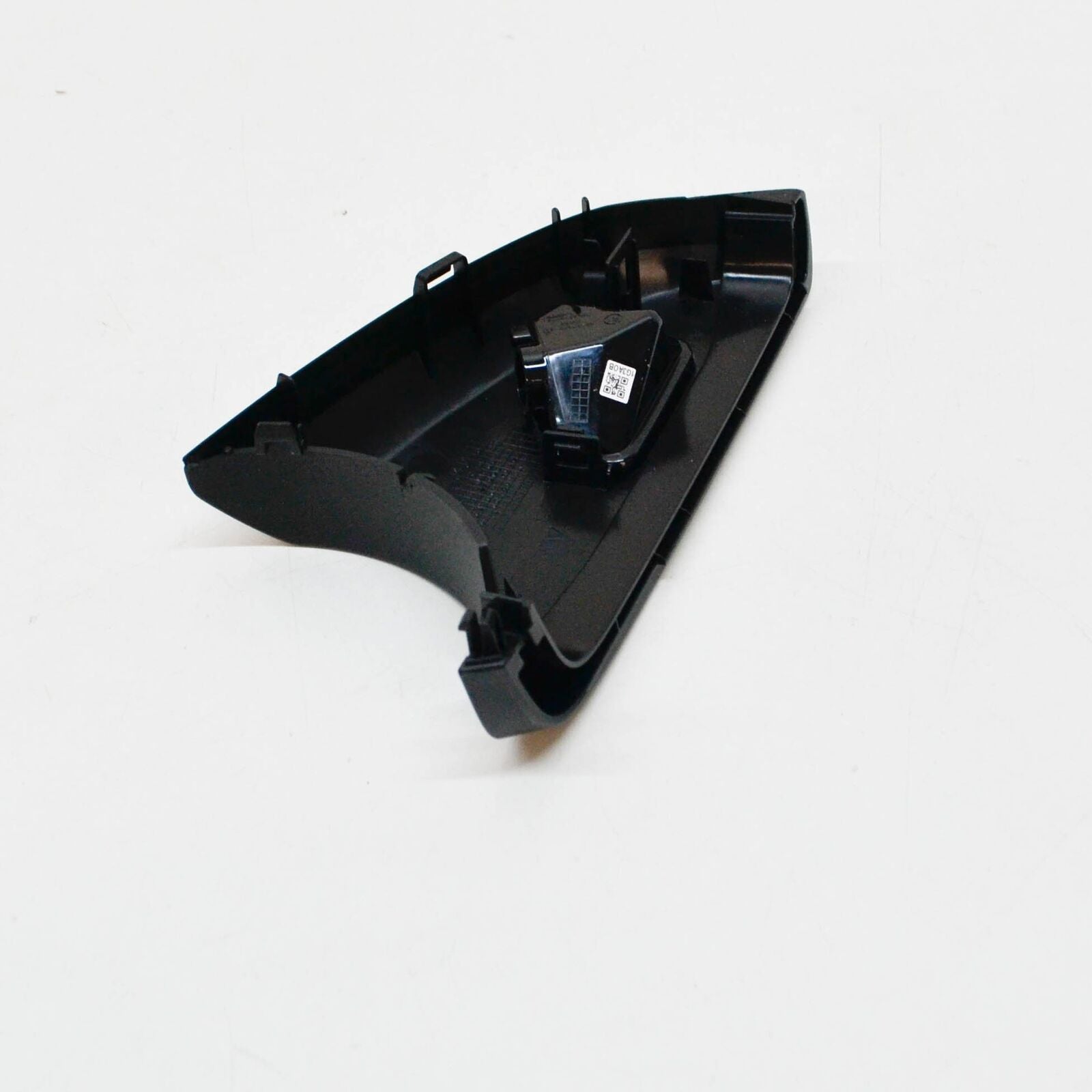 NEW MERCEDES-BENZ C-CLASS W205 RIGHT WING MIRROR LOWER COVER A2048100215