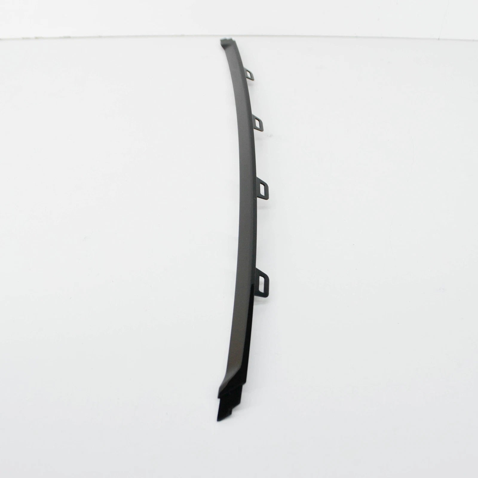 NEW BMW 3 F30 FRONT BUMPER CENTER FINISHER ROD 51117396831 7396831 2016 ORIGINAL