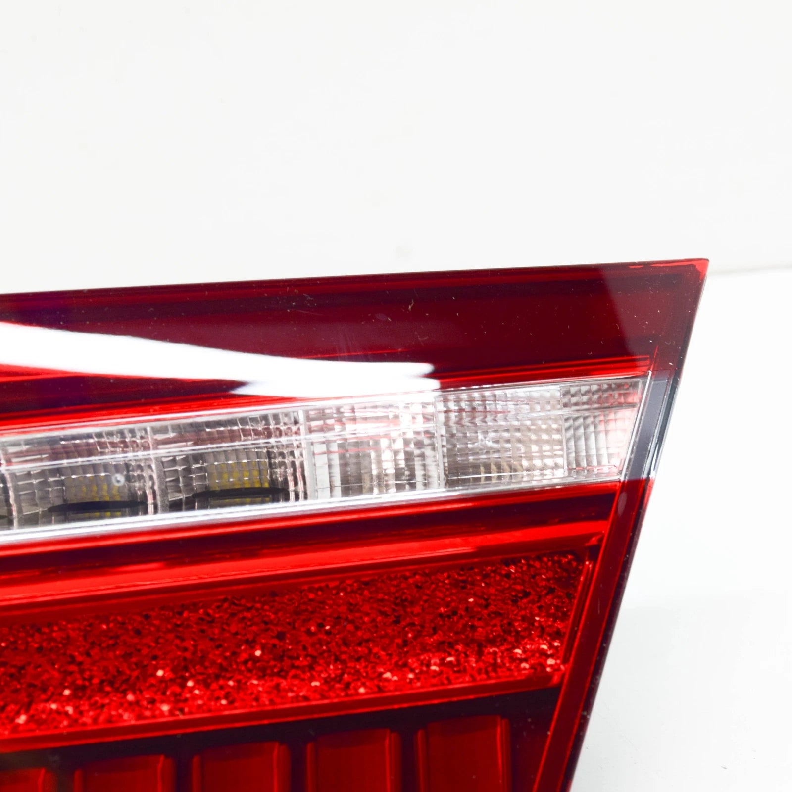 NEW MB E CABRIO A238 REAR RIGHT TAILGATE TAILLIGHT A2389061501 ORIGINAL