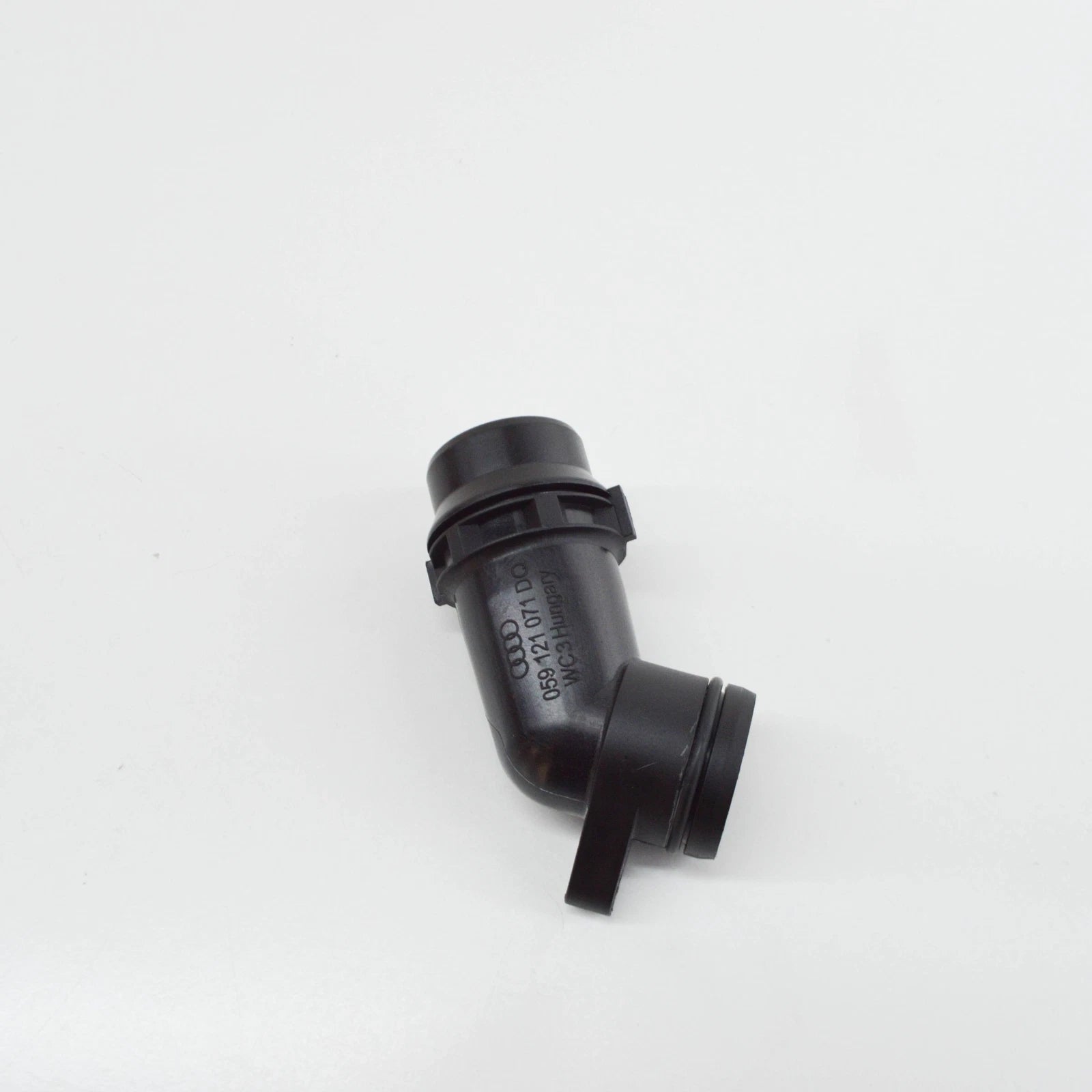 NEW AUDI Q5 FY FRONT ENGINE COOLANT ADAPTER 059121071DQ ORIGINAL