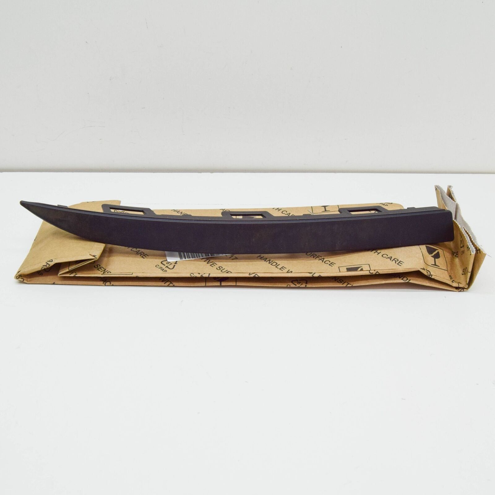 NEW AUDI E-TRON GEN REAR RIGHT BUMPER TRIM 4KE8078389B9 ORIGINAL