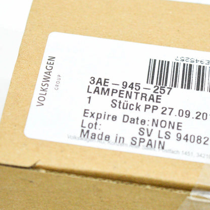 NEW VOLKSWAGEN PASSAT B7 REAR LEFT TAILLIGHT BULB HOLDER 3AE945257 2013