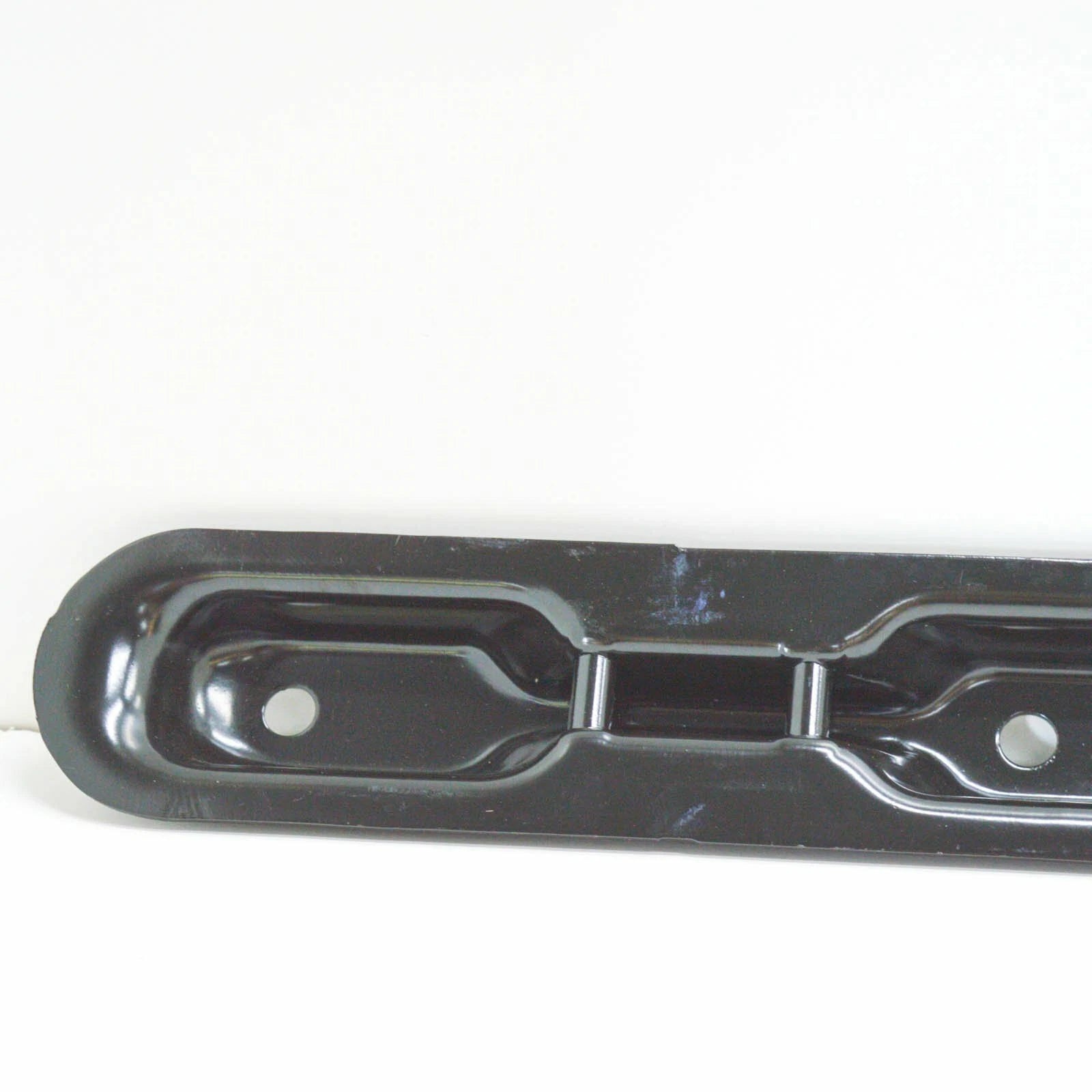 NEW MERCEDES-BENZ VITO W639 2ND ROW SEAT FASTENING FIXTURE A6399501800 ORIGINAL