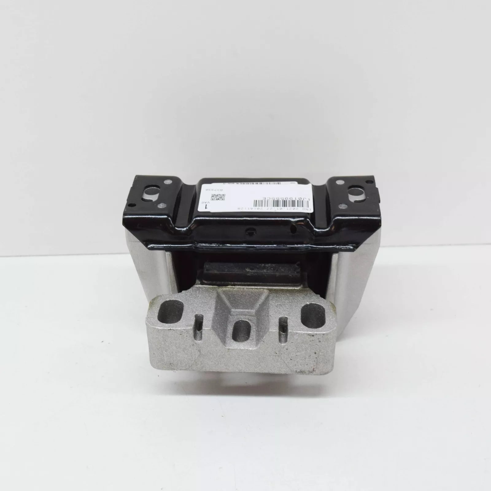 NEW VOLKSWAGEN BEETLE 9C LEFT GEARBOX MOUNTING 1J0199555CE