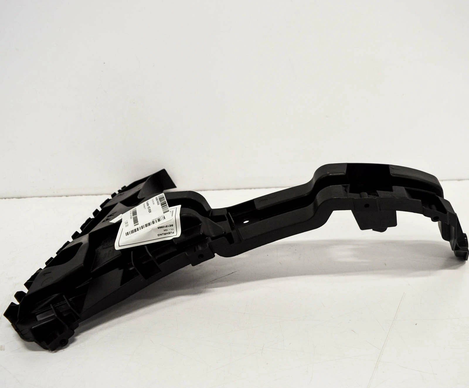 NEW AUDI Q3 8U REAR BUMPER LEFT SIDE BRACKET 8U0807453B ORIGINAL