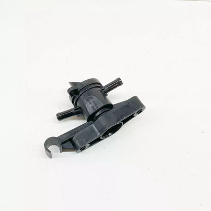 NEW AUDI A6 C6 INTAKE MANIFOLD ADAPTER 079133424S