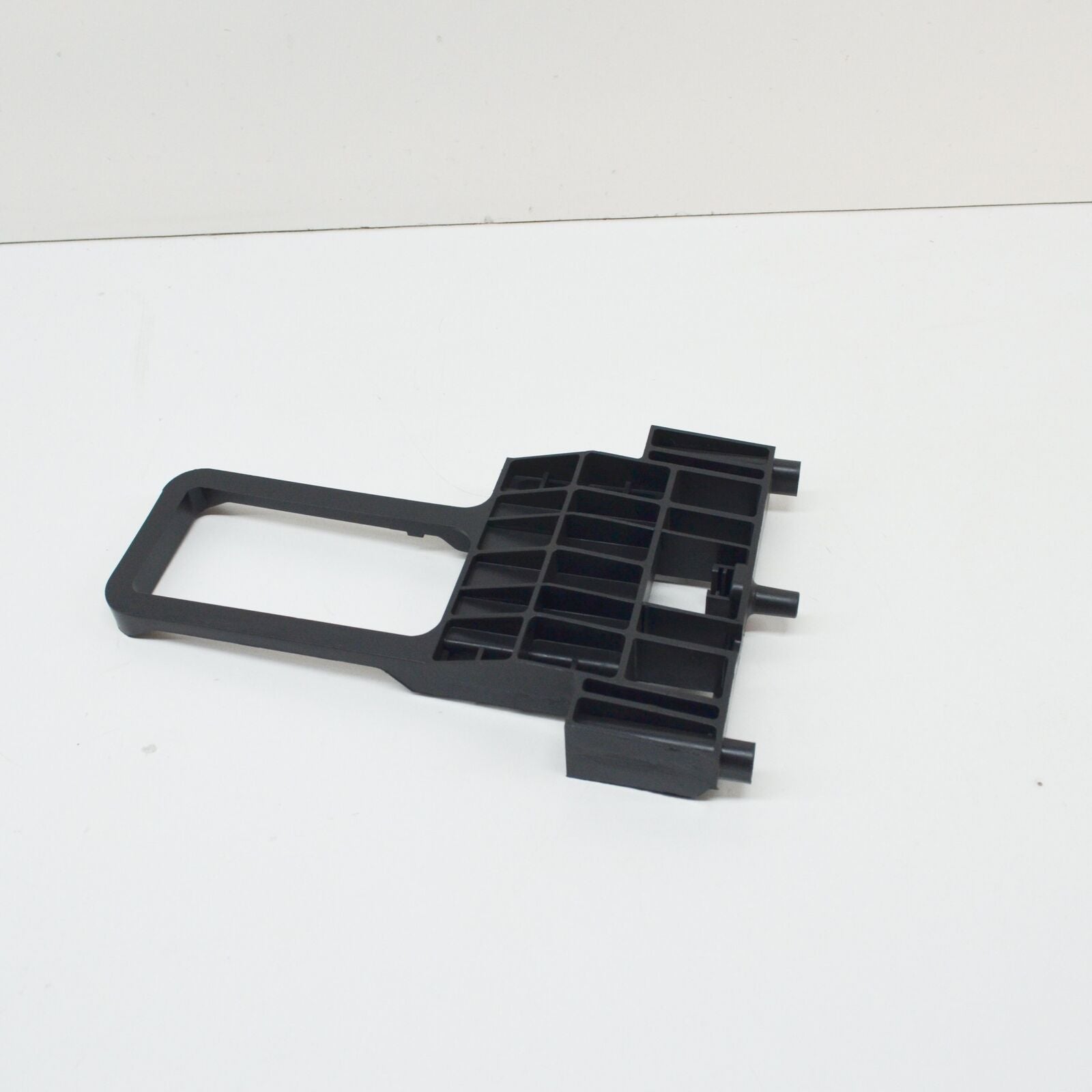 NEW MERCEDES-BENZ SPRINTER W906 BATTERY MOUNT BRACKET A9065410400 ORIGINAL