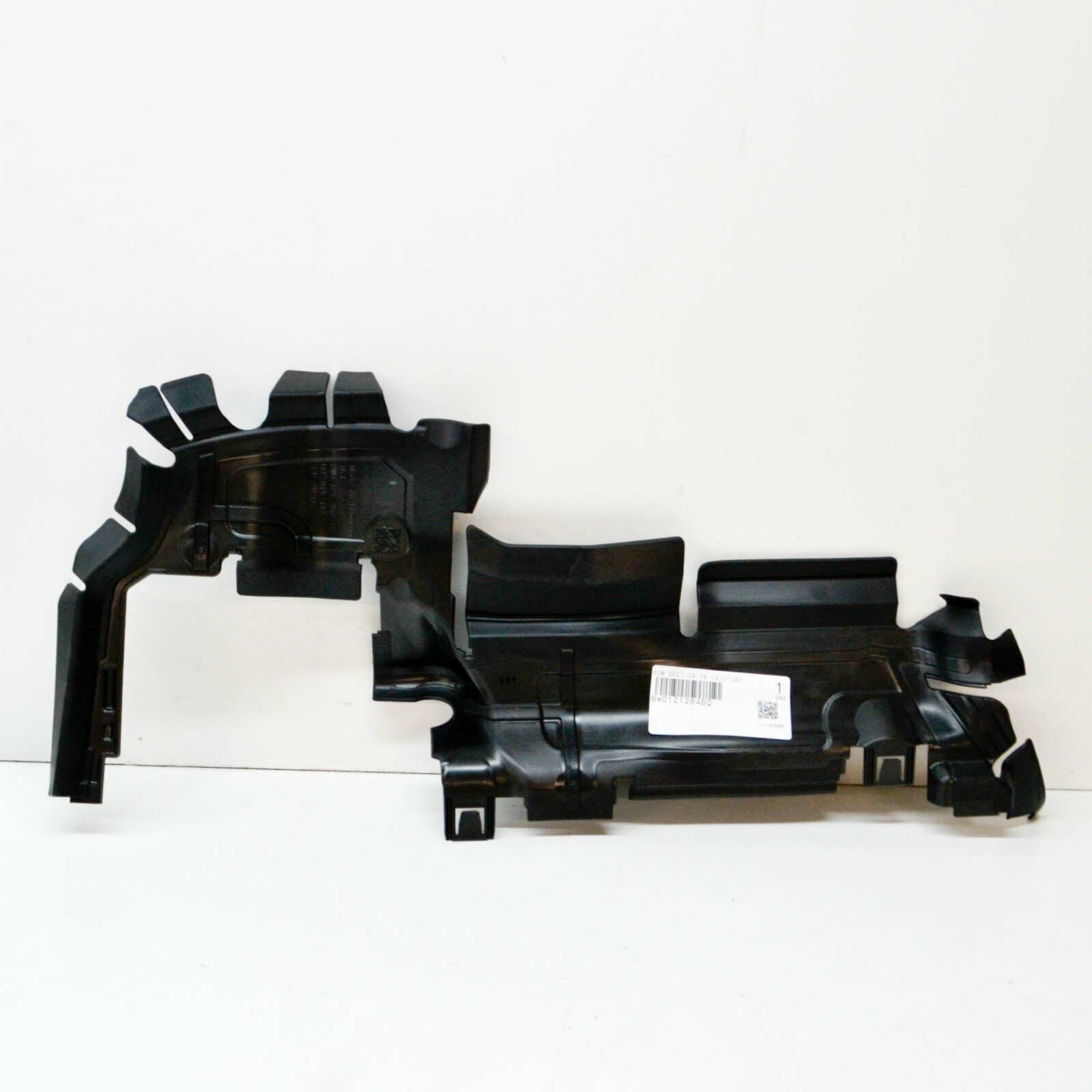 NEW AUDI S4 B9 FRONT RIGHT SUPPORT AIR OUTER DUCT DEFLECTOR 8W0121284BQ ORIGINAL