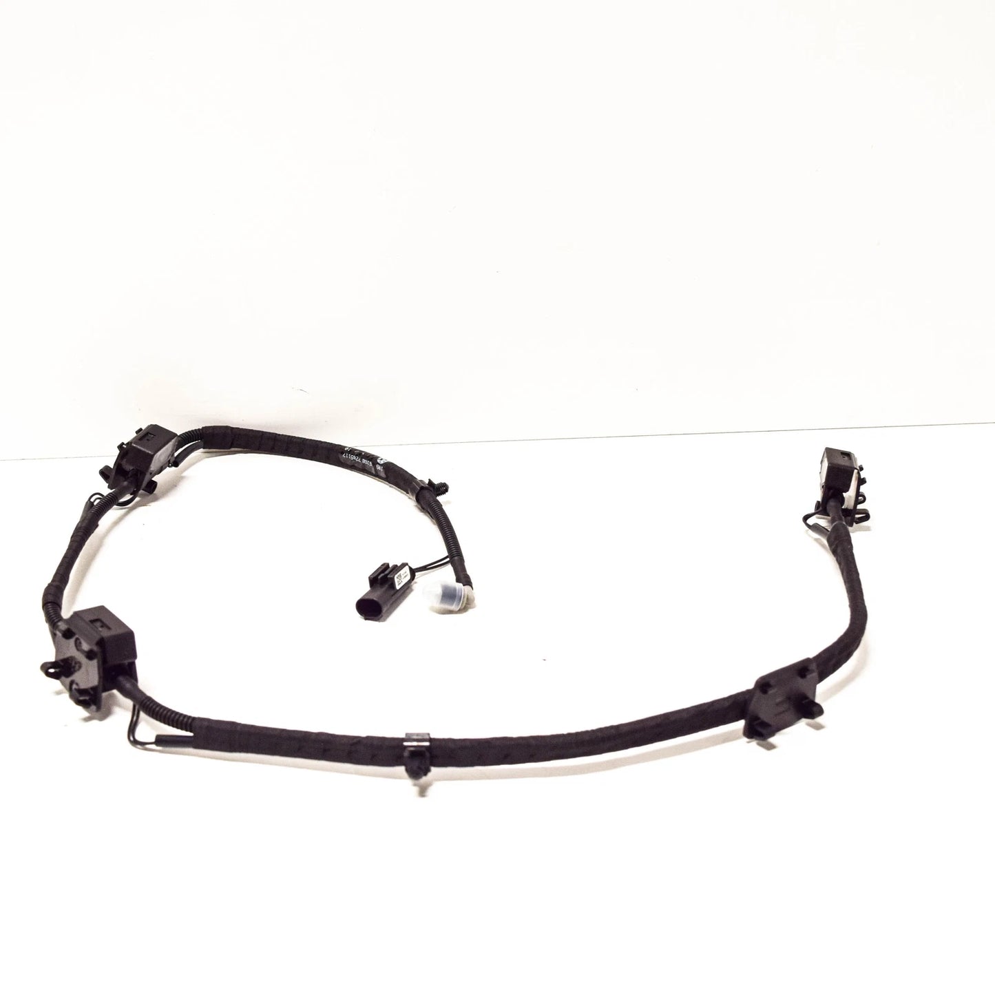 NEW BMW 5 F10 FRONT WINDSHIELD WASHER NOZZLE 61667205117 LHD ORIGINAL