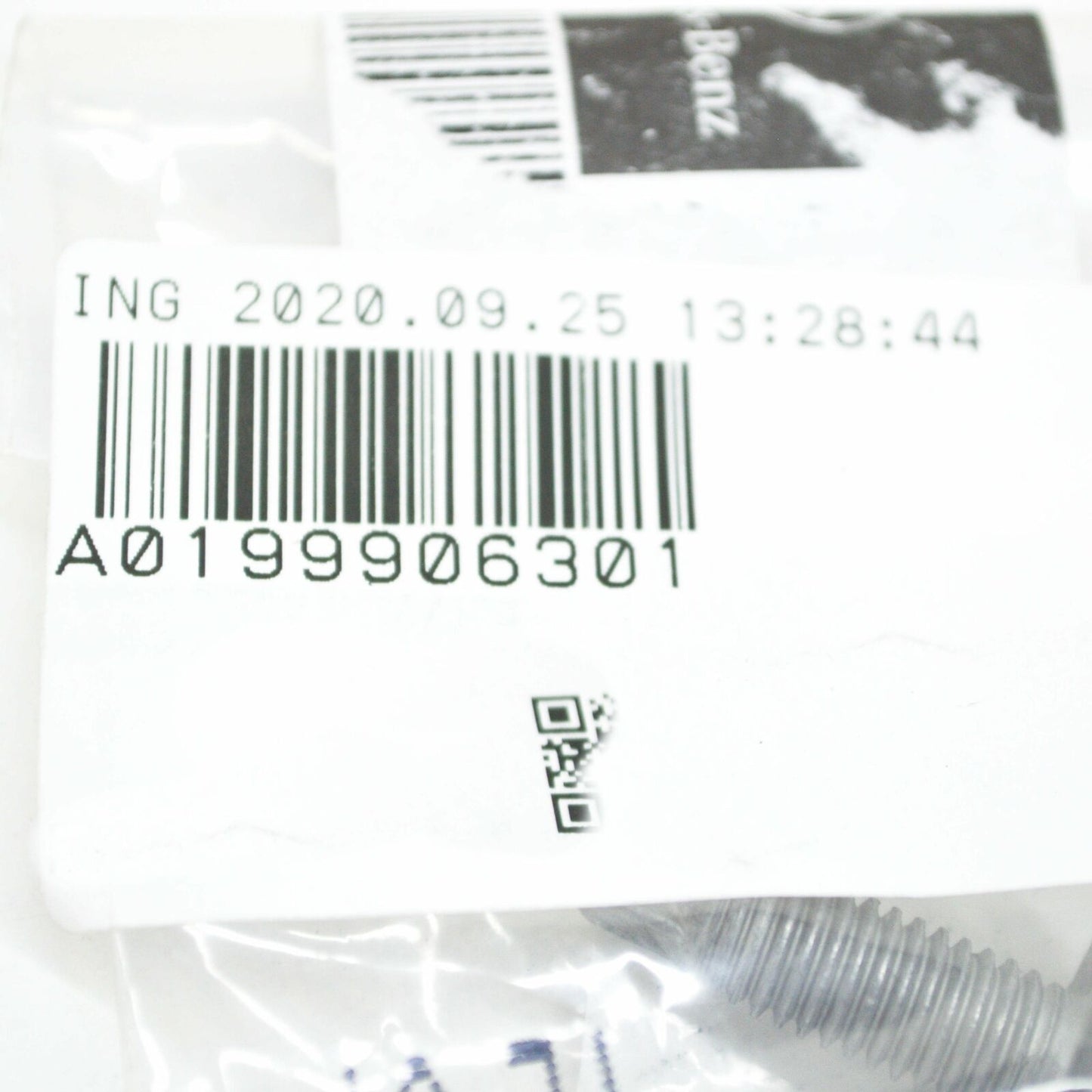 new mercedes-benz cla c117 front support bolt a0199906301 original