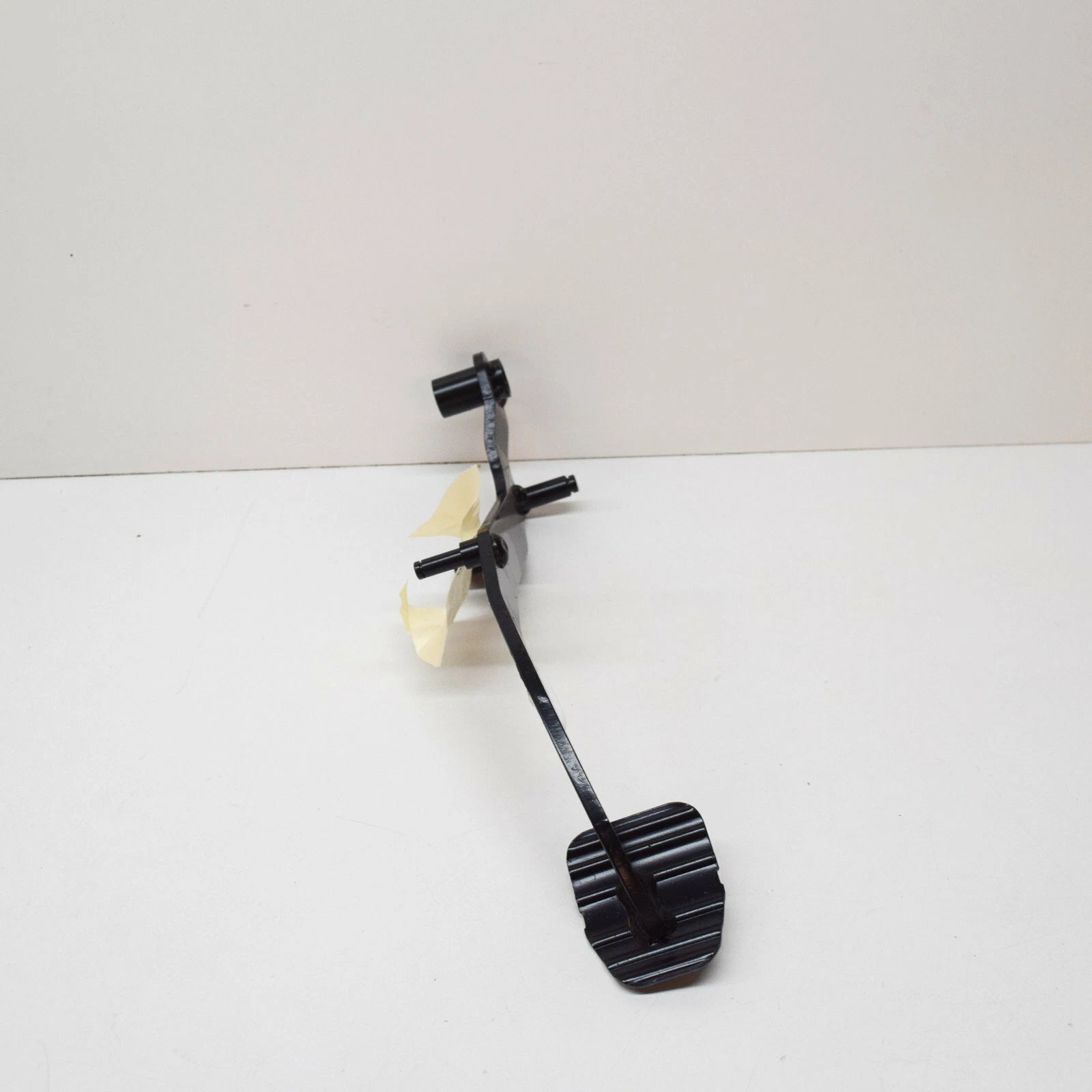 NEW BMW 5 E39 CLUTCH LEVER RHD 35311165842 1165842 ORIGINAL