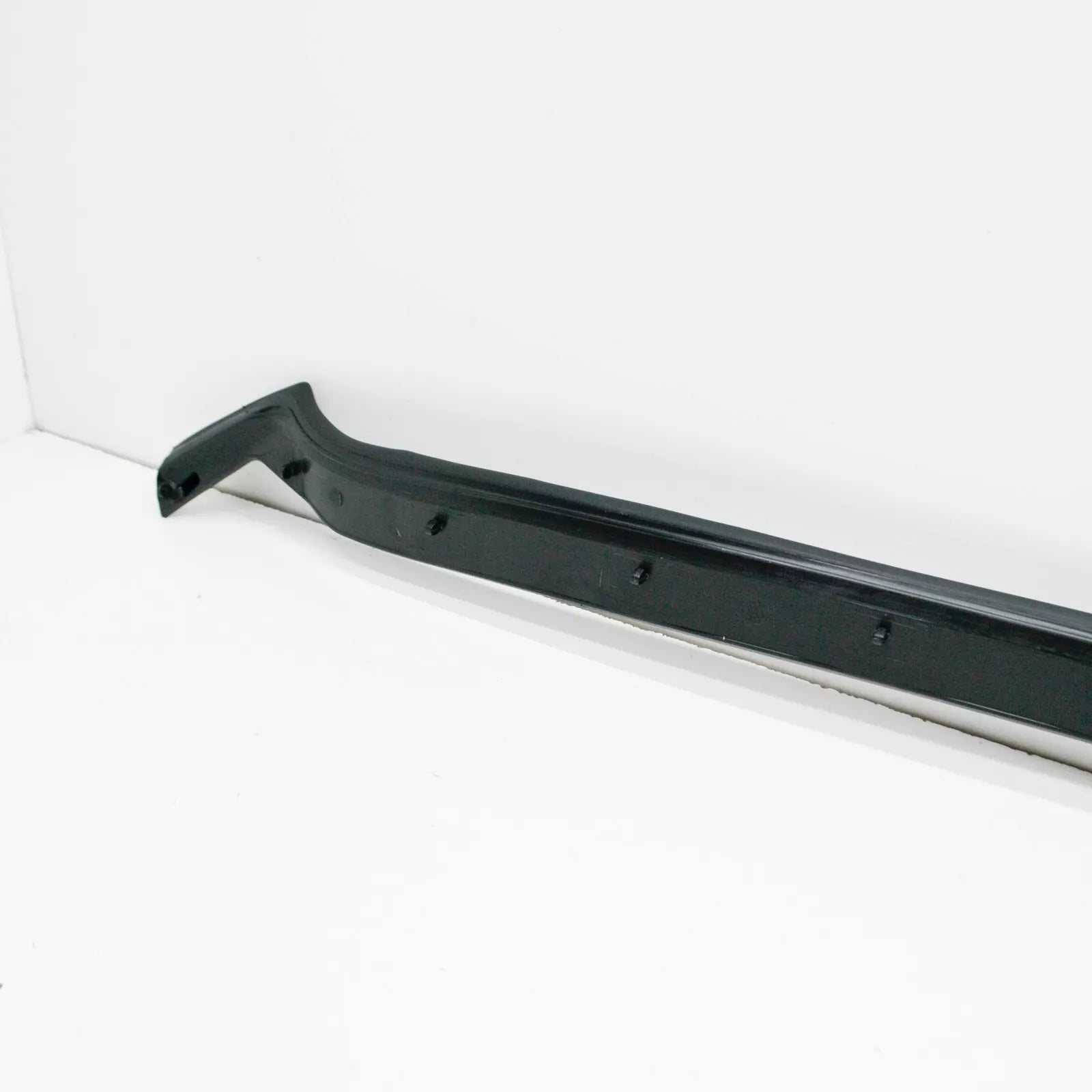 NEW AUDI A8 D4 ENGINE HOOD BONNET SEAL COVER 4H0823739C ORIGINAL