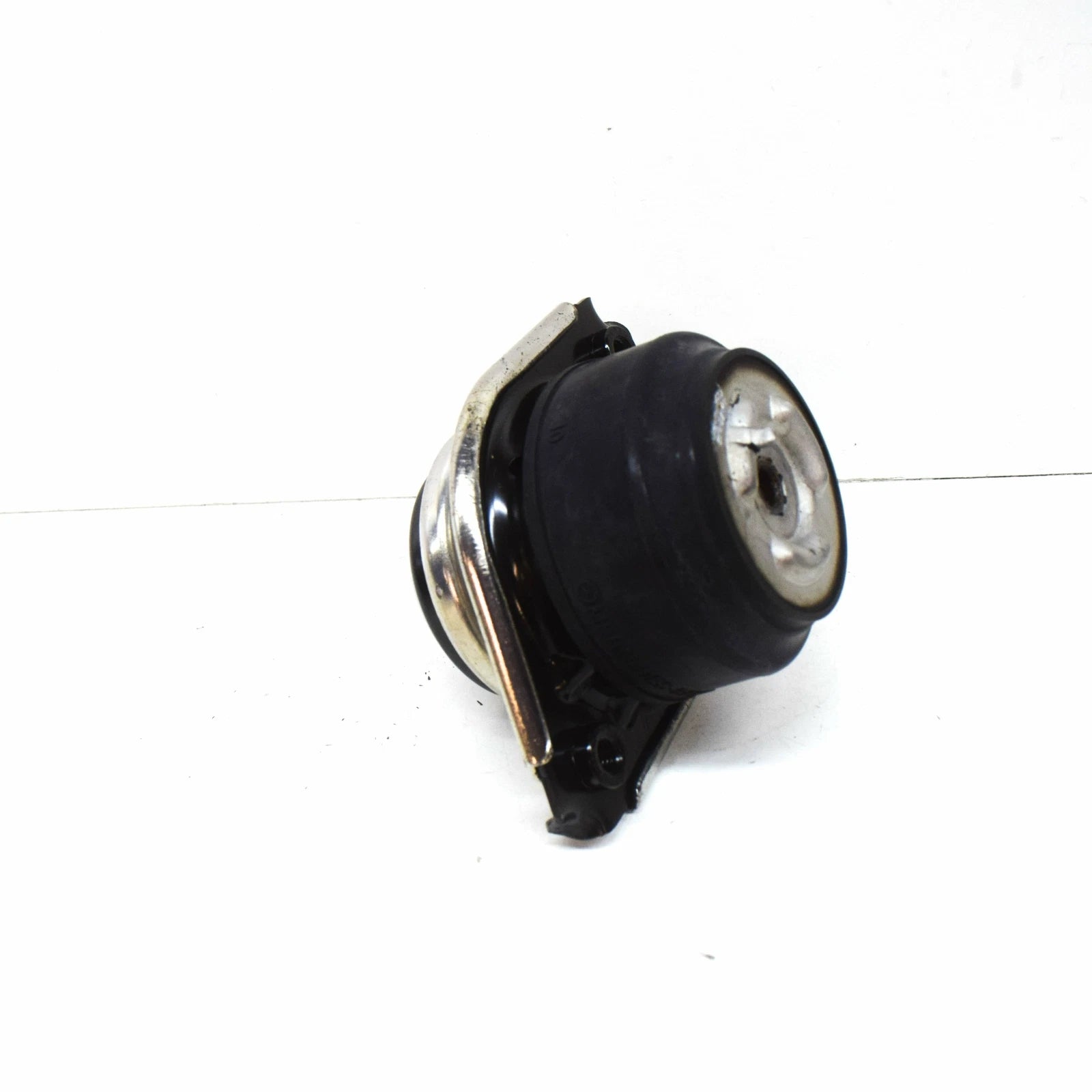 NEW MERCEDES-BENZ R W251 FRONT ENGINE SUPPORT A2512404017 ORIGINAL
