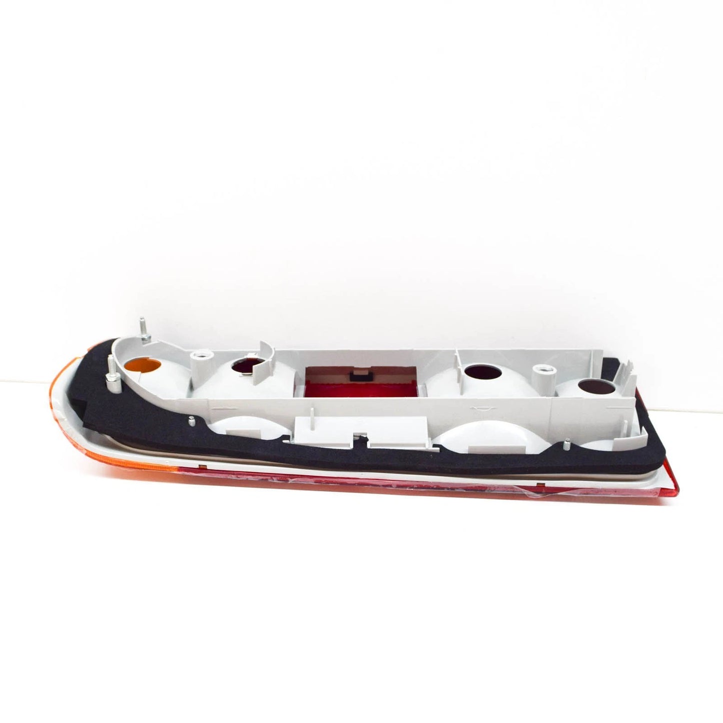 NEW BMW 3 E30 REAR RIGHT TAIL LIGHT WITH FOG LIGHT 63211370678 1370678 ORIGINAL