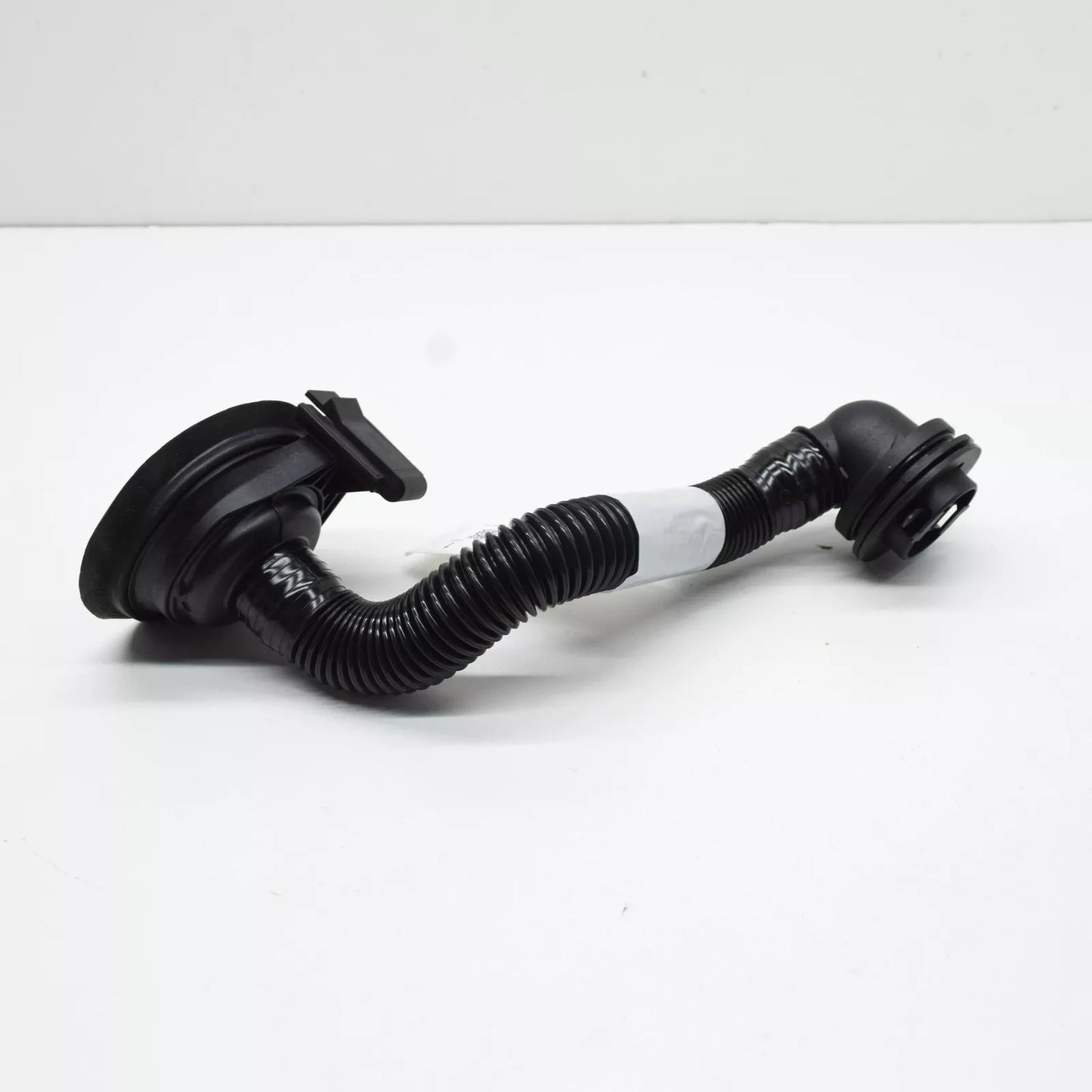 NEW VOLKSWAGEN TOUAREG CR7 OIL FILLER PIPE 4M0115301Q