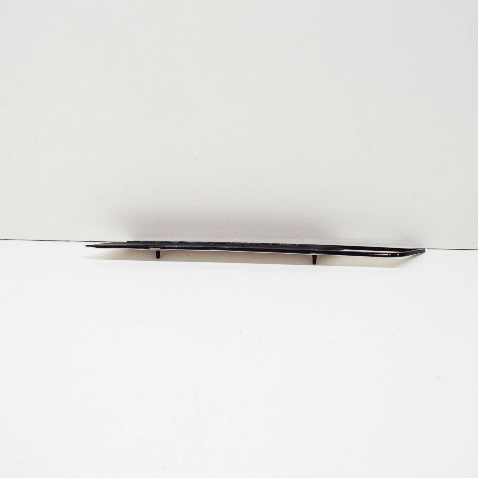 NEW VOLKSWAGEN TRANSPORTER T6 WING LEFT MANUFACTURER BADGE 7LA853675GBUS 2020