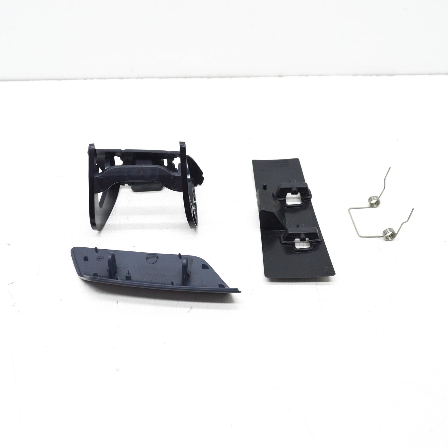 new mercedes-benz gl-class x166 left side headlamp washer cover a16686000089999