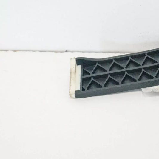 NEW MERCEDES BENZ GLA X156 RADIATOR RIGHT LOWER BRACKET A2465040240 ORIGINAL