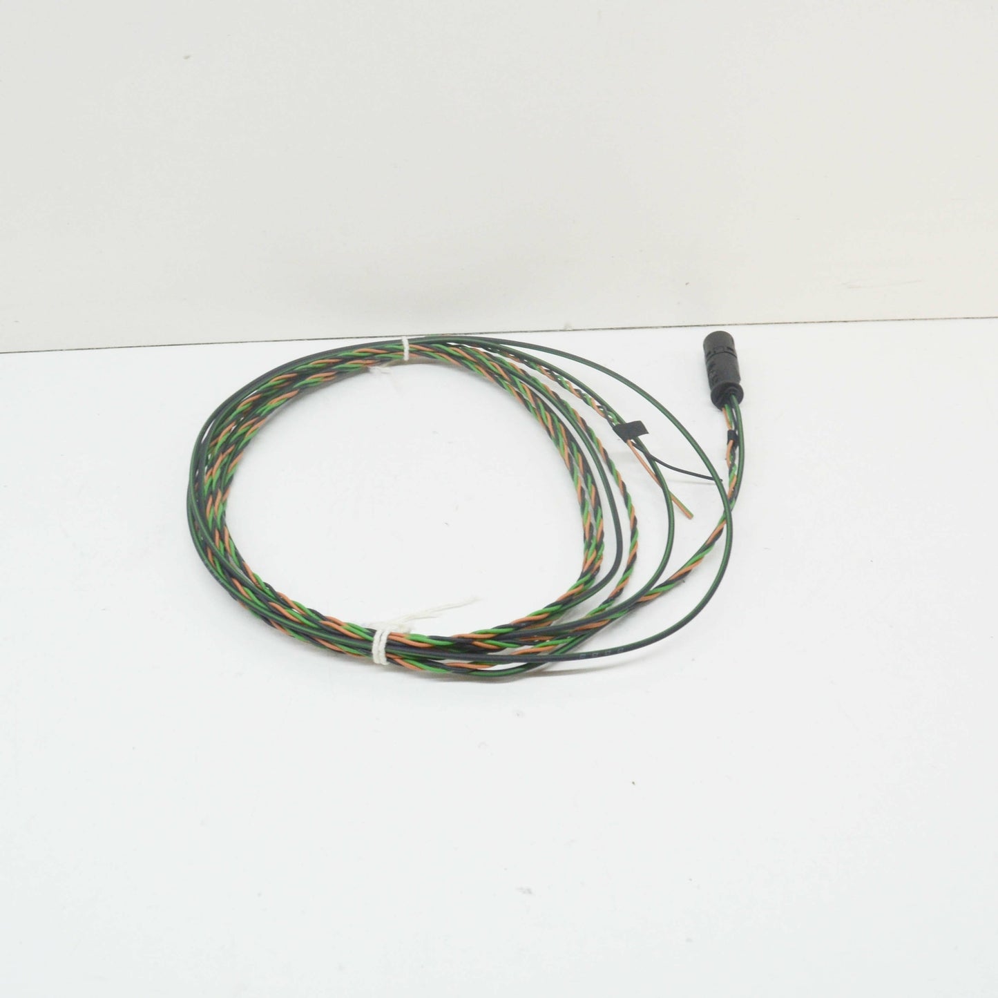 NEW AUDI A3 8V GLOW PLUG RD. CONNECTOR SLEEVE HOUSING 04L971785C ORIGINAL