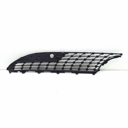 NEW MB A W177 RIGHT LOWER RADIATPR GRILLE PART TRIM A1778884000
