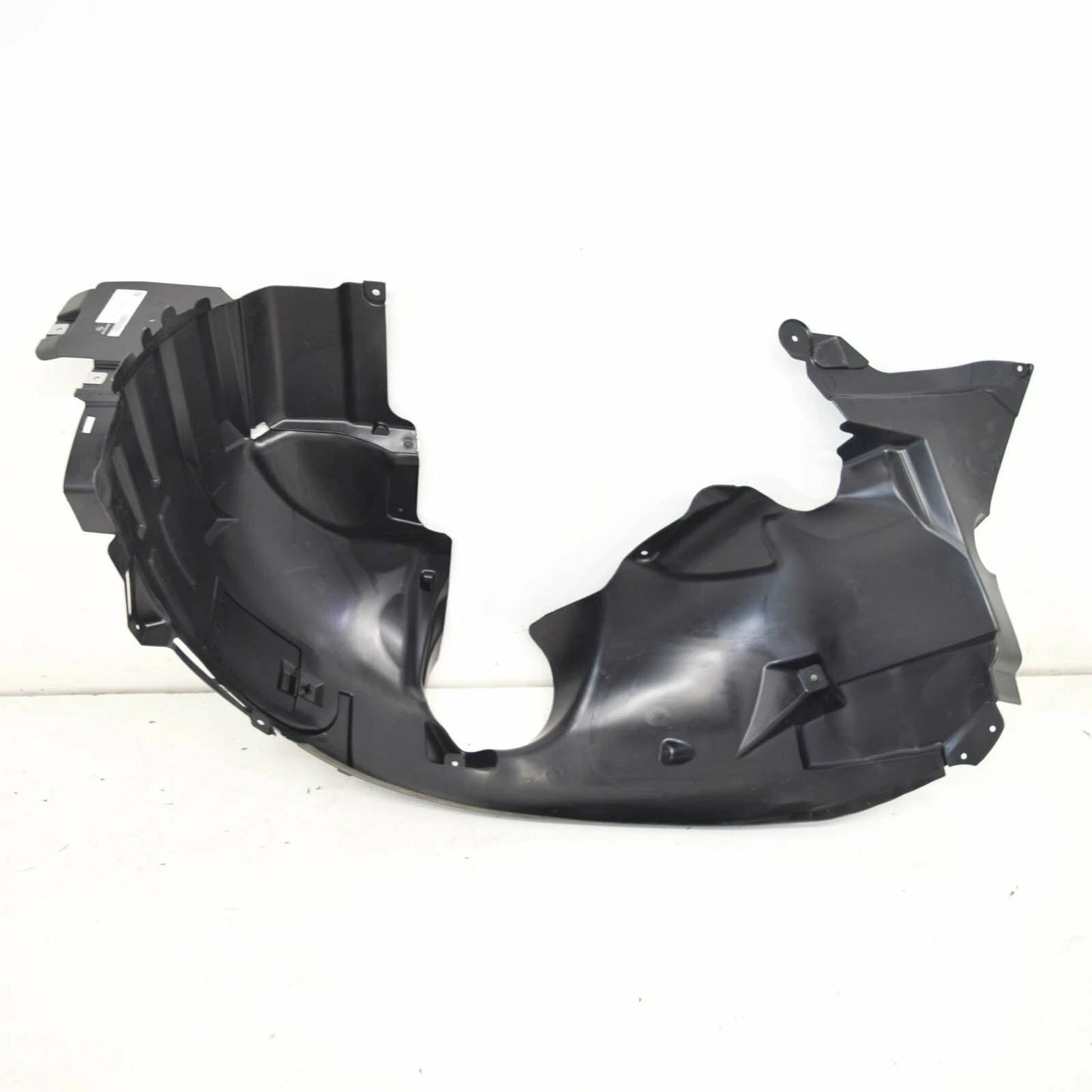 NEW MB A-CLASS W176 FRONT RIGHT WHEEL MUD SPLASH GUARD A2466900200 ORIGINAL