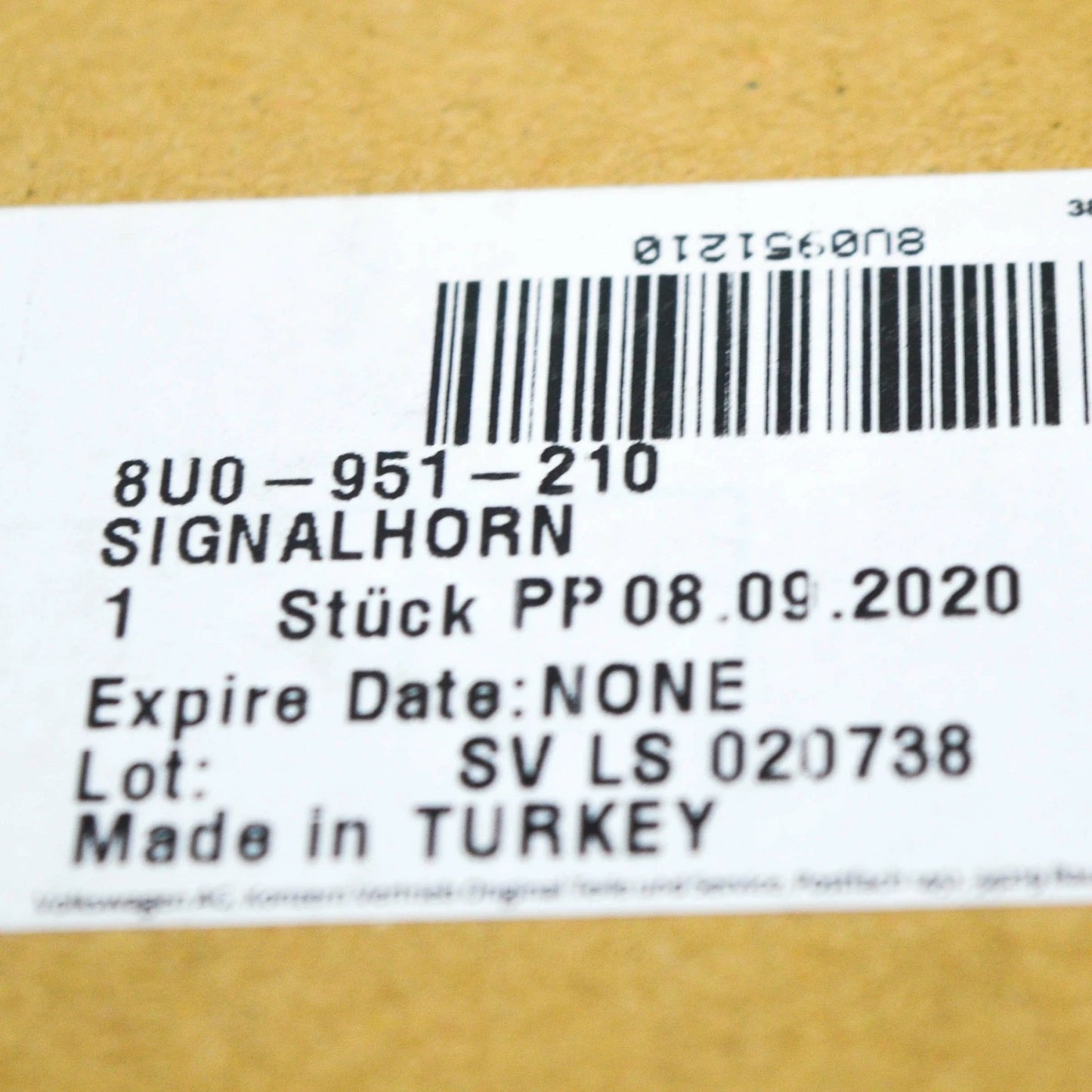 NEW AUDI Q3 8U HORN SIGNAL 8U0951210