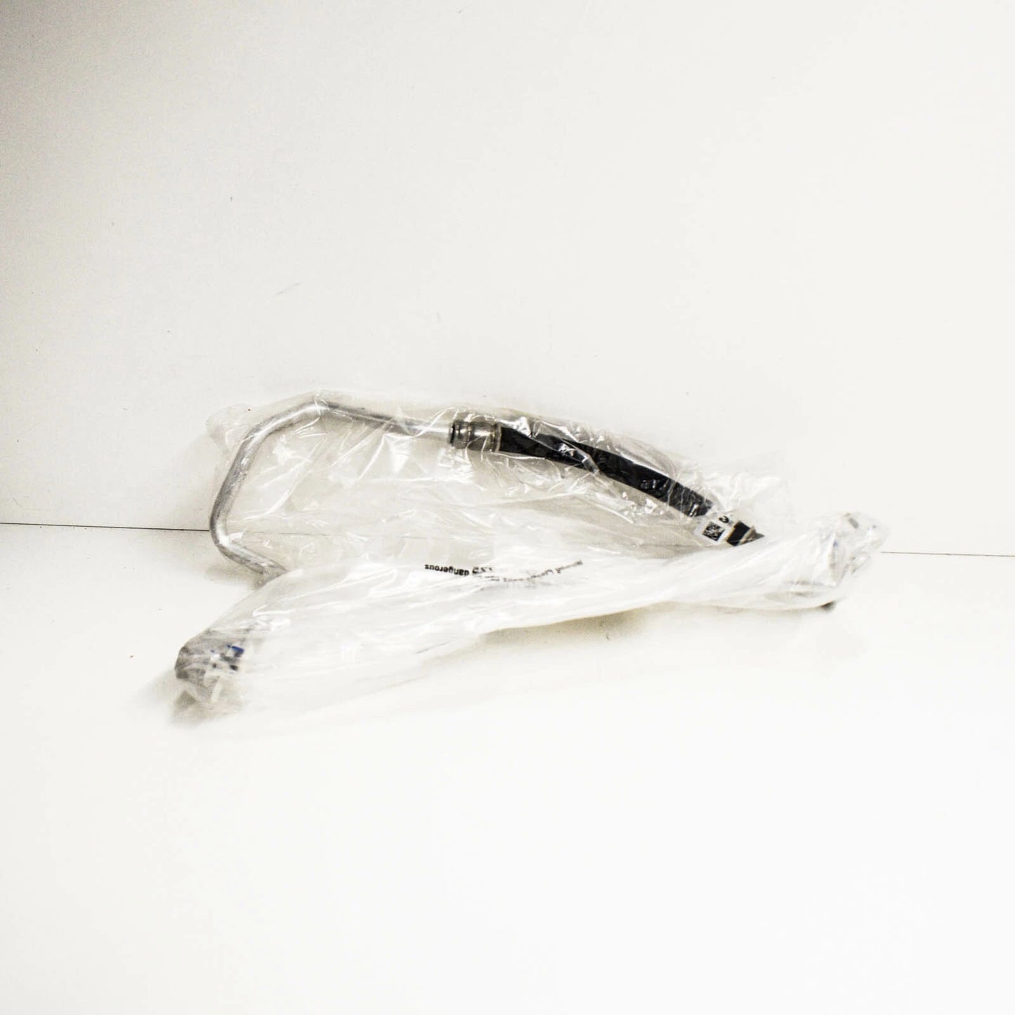 NEW BMW 2 F45 COMPRESSOR-CONDENSER PRESSURE PIPE 64539289101 ORIGINAL