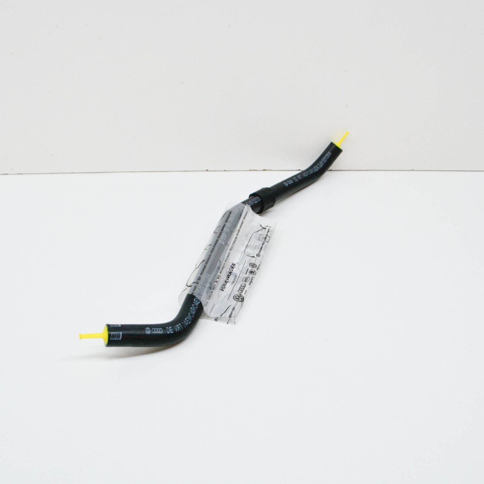 NEW VW TOUAREG 7P POWER STEERING RETURN HOSE 7P6422895E ORIGINAL