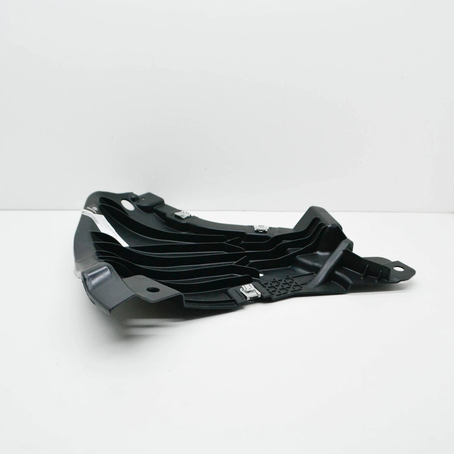 NEW MB E W213 FRONT RIGHT ENGINE COMPARTMENT UNDERCOVER A213520580064 ORIGINAL