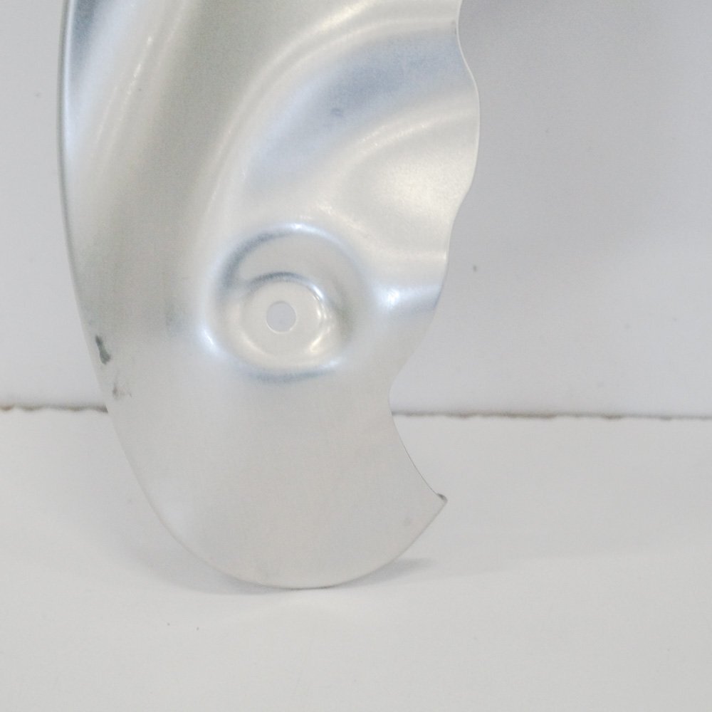 NEW AUDI A6 C7 FRONT RIGHT BRAKE DUST SHIELD 8K0615312H ORIGINAL