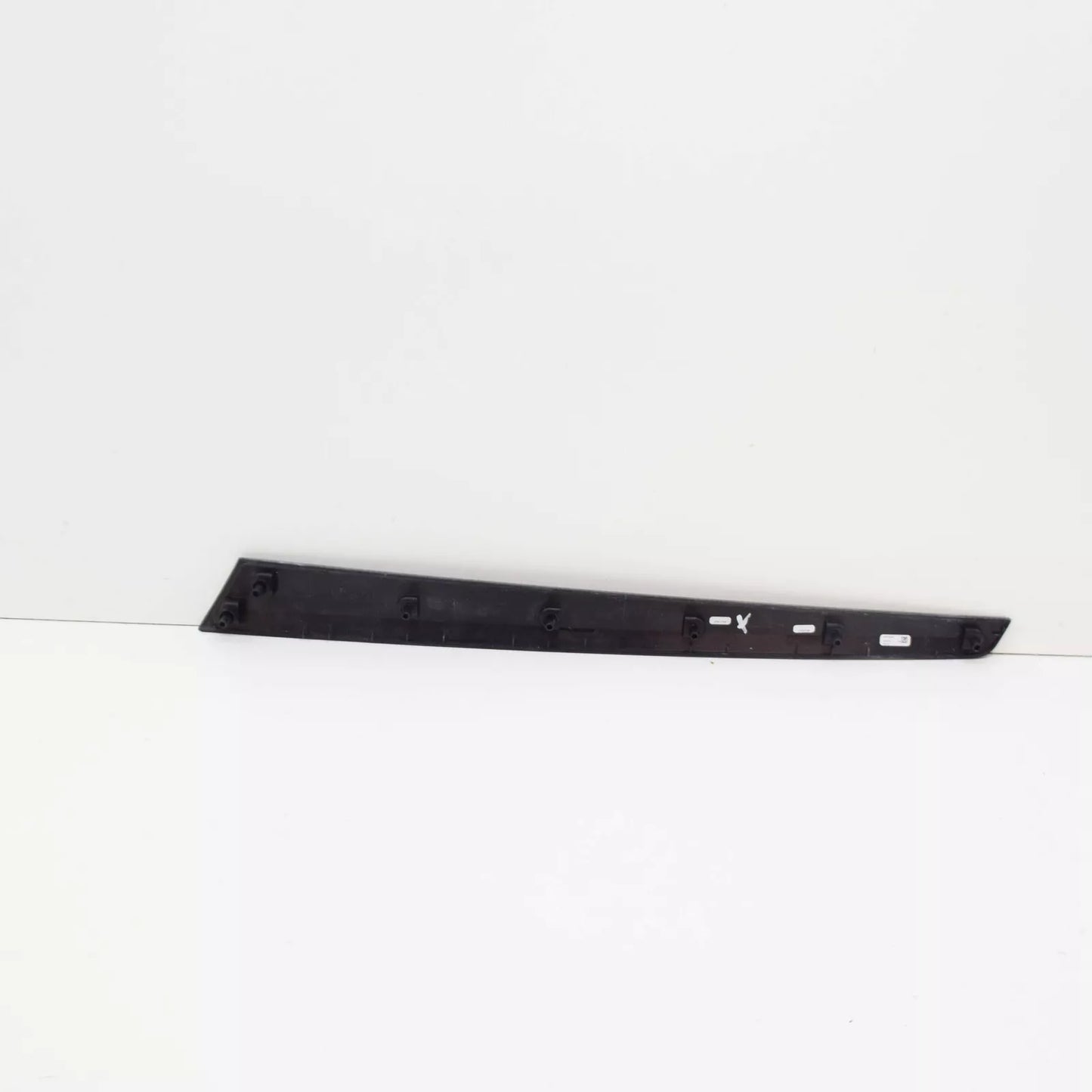 NEW MERCEDES-BENZ E C207 FRONT LEFT DOOR MOULDING A20772023222A04 OEM