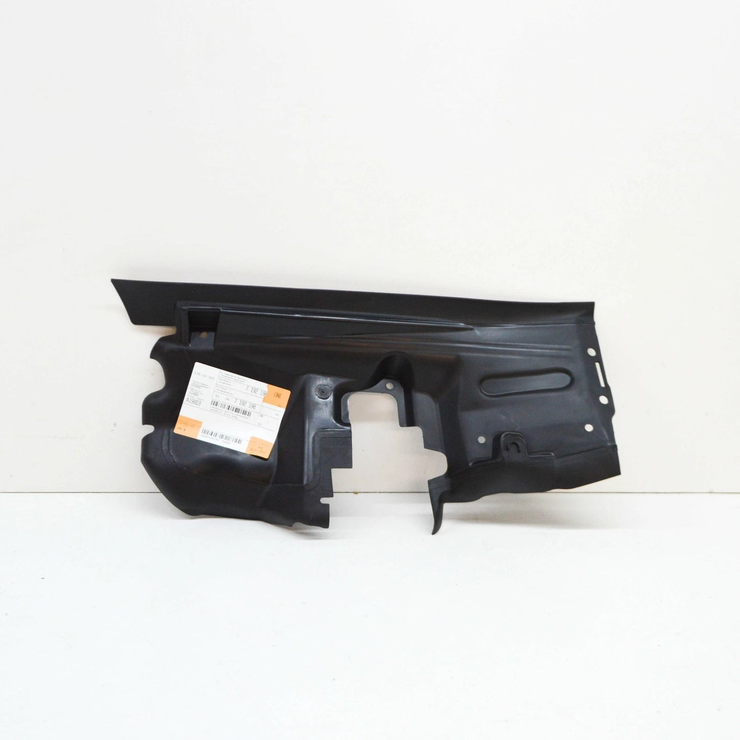 NEW BMW Z4 ROADSTER E89 RIGHT RADIATOR AIR GUIDE 51747192198 ORIGINAL