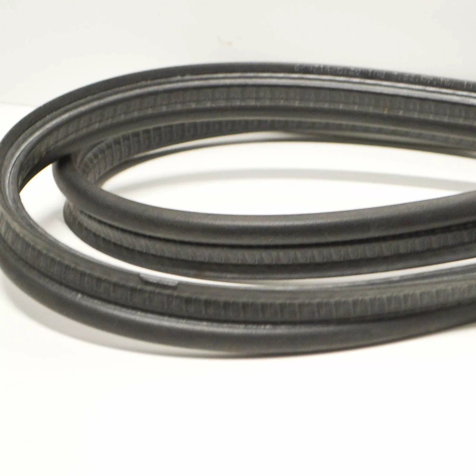 NEW MERCEDES-BENZ 190 W201 REAR TRUNK LID SEAL RUBBER A2017500098