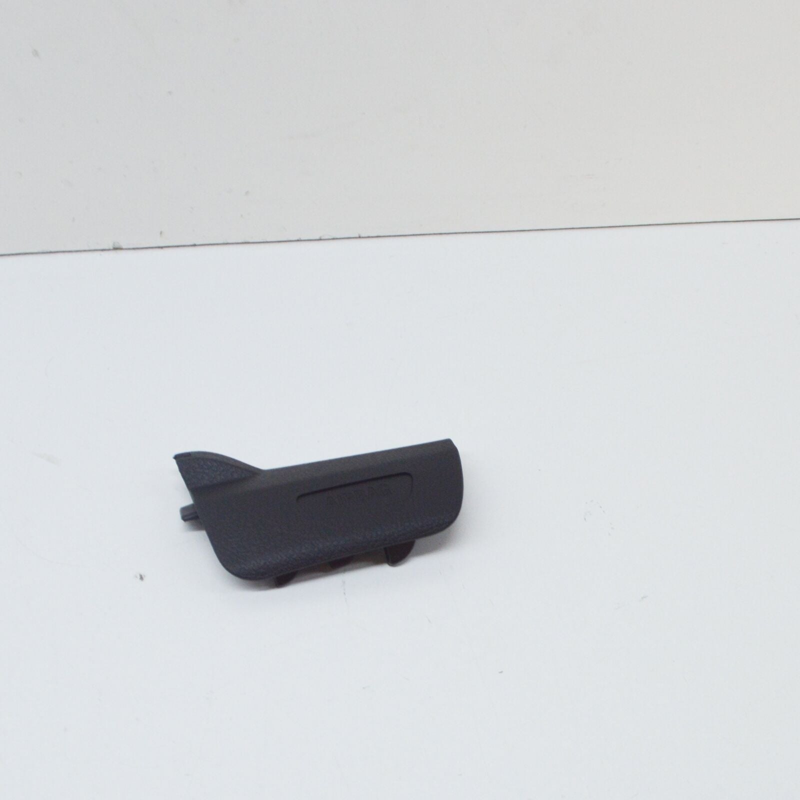 new bmw 2 f22, f87 front right seat belt catch cover 52107275696 7275696