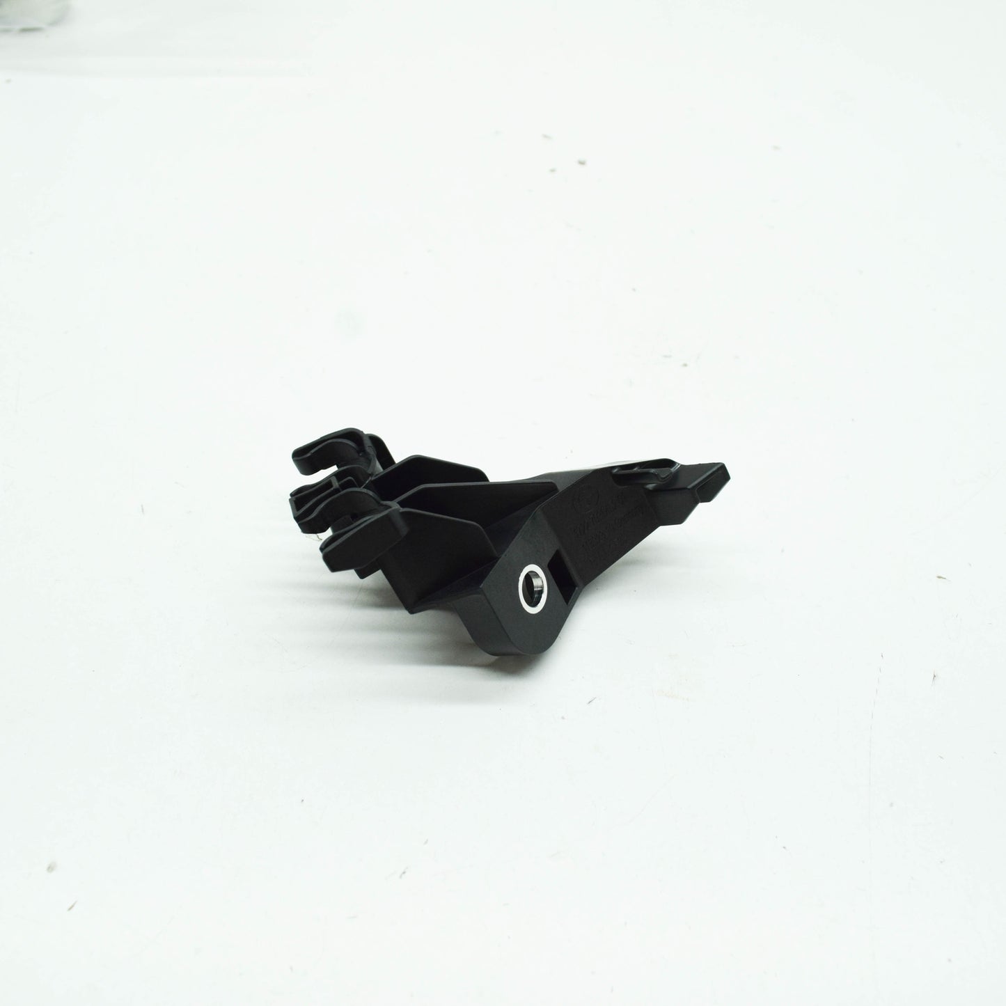 new bmw 3 g20 transmission oil cooler line bracket 17227936452 7936452 original
