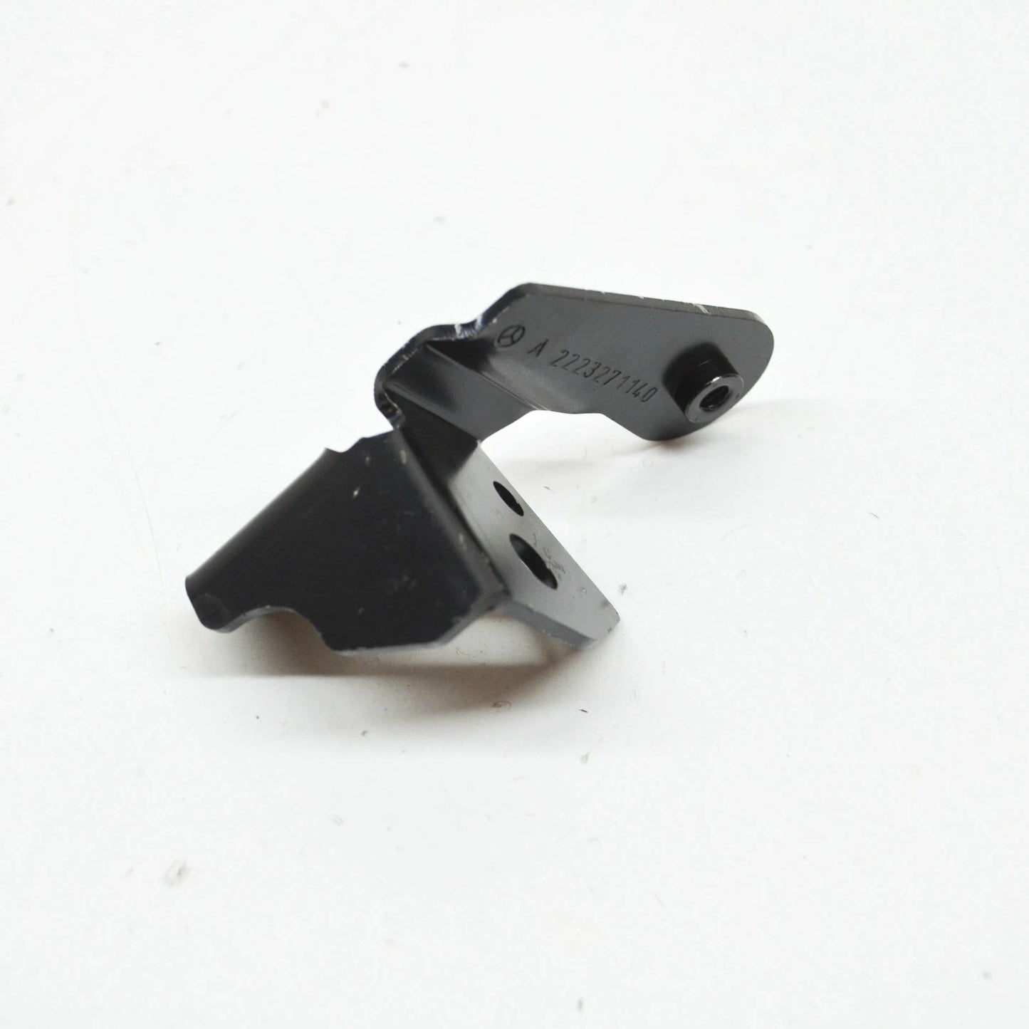 NEW MERCEDES-BENZ S W222 OIL TANK VALVE HOLDER BRACKET A2223271140 ORIGINAL