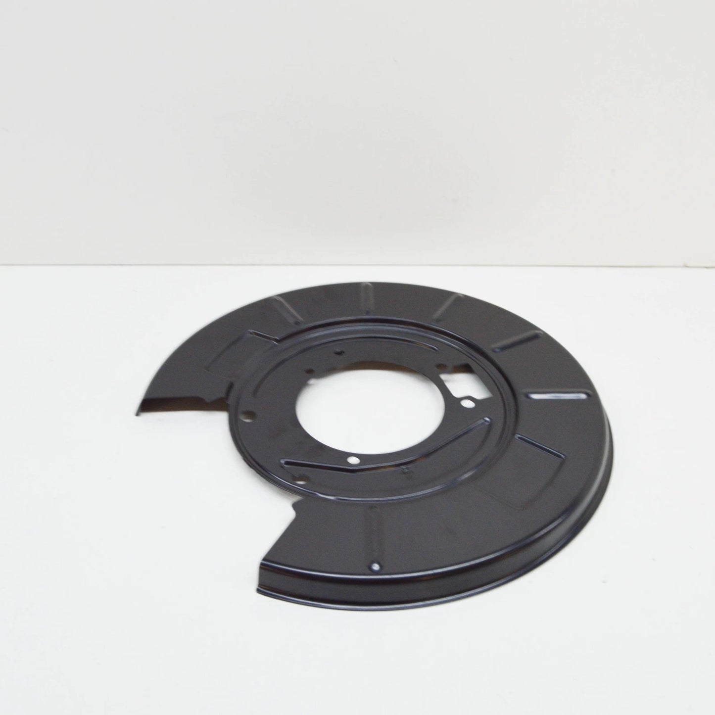 NEW BMW M3 E36 REAR RIGHT WHEEL BRAKE PROTECTION PLATE 34212227130 ORIGINAL